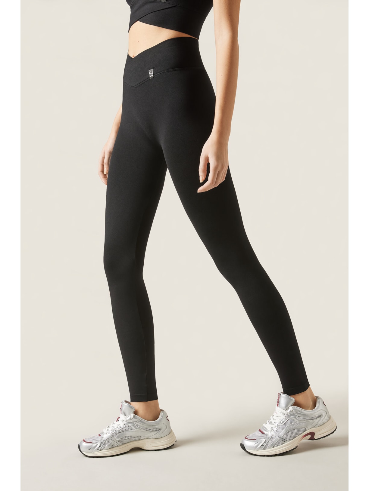 Legging De Cintura Alta Em v Preto Calzedonia