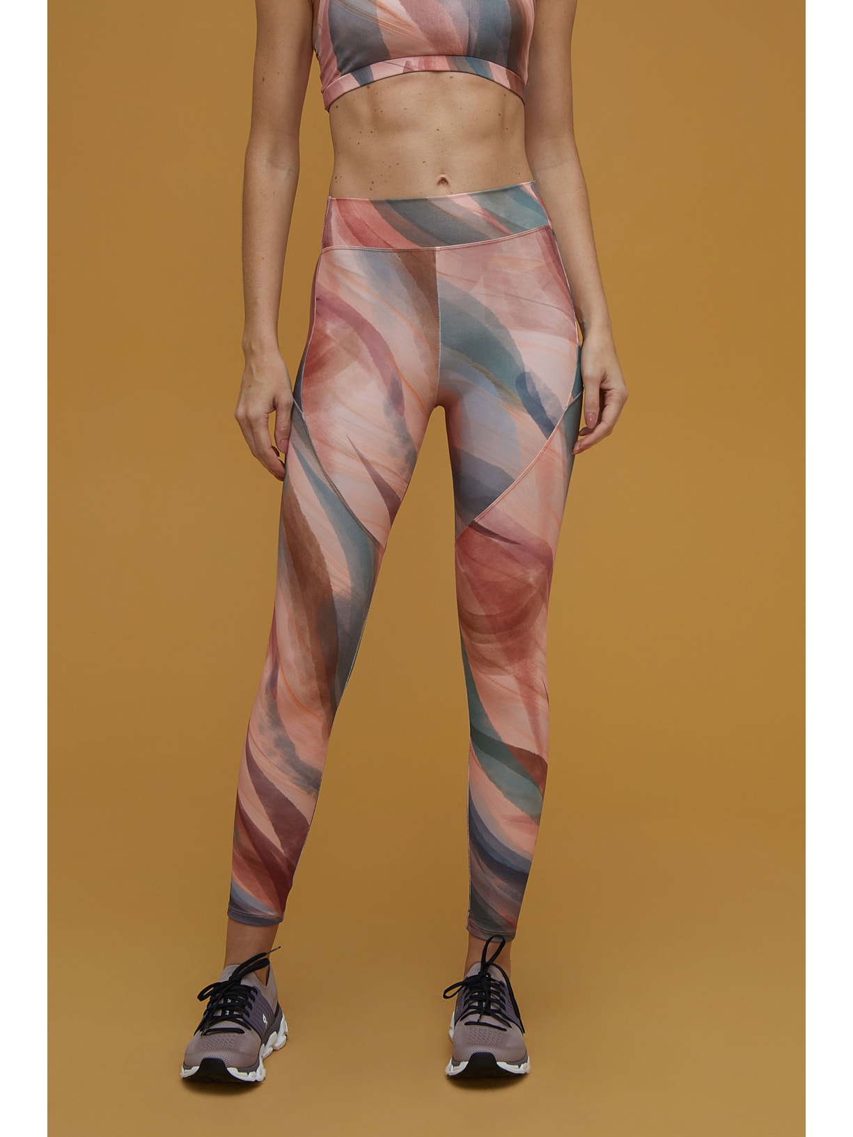 Legging Fitness Recortes Bolsos Estampado Desert Yogini