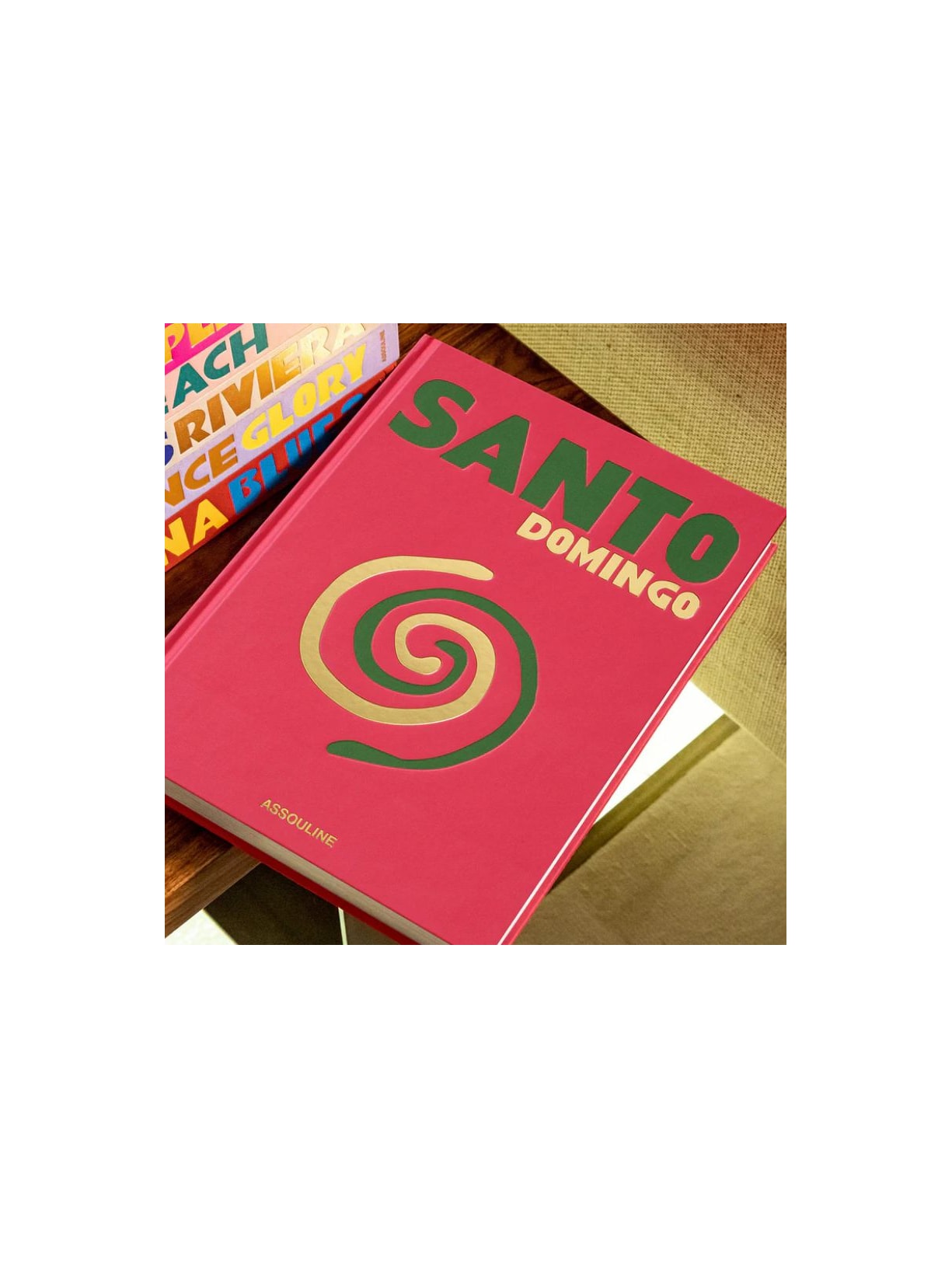 LIVRO SANTO DOMINGO_VERMELHO Assouline