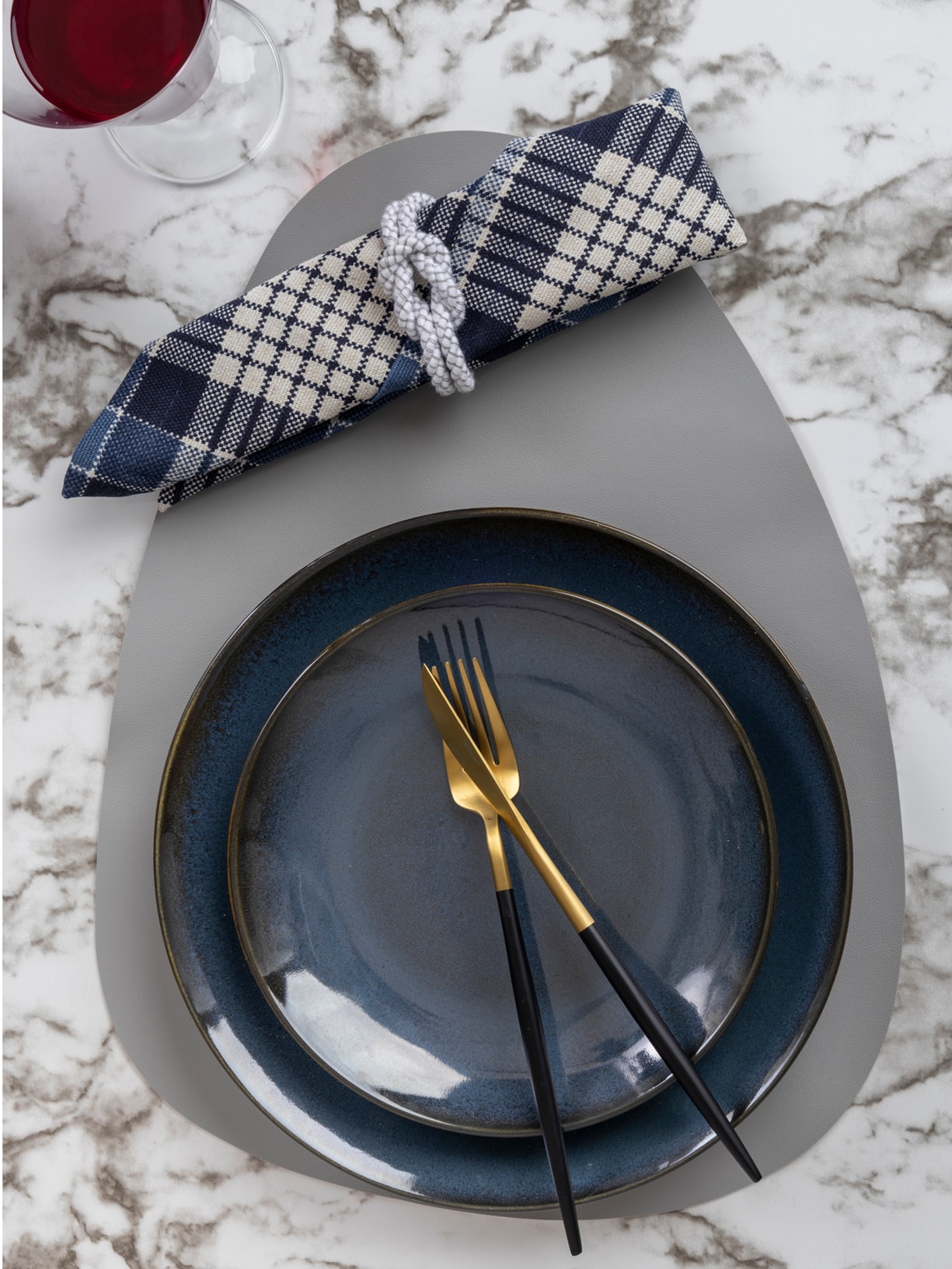 Lugar Americano Em PVC Dupla Face 1 Peça Cinza Wolff