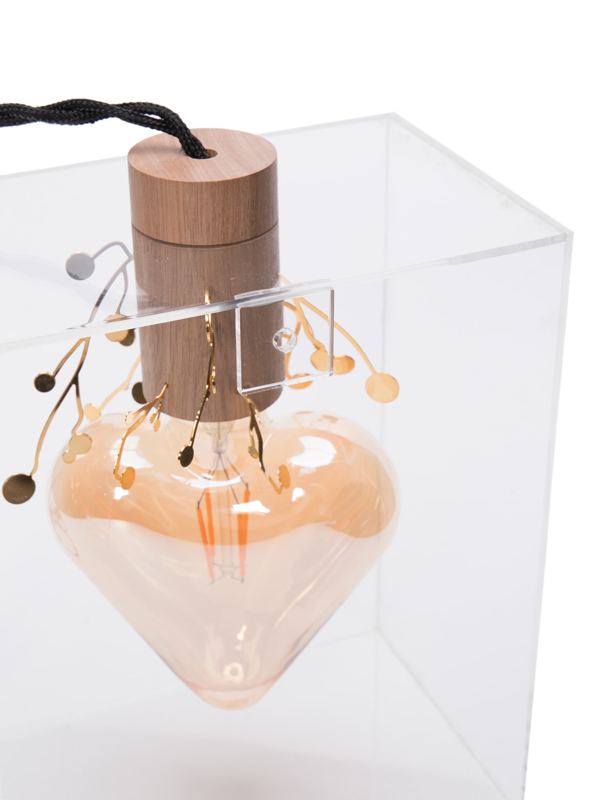 Luminária Coração Apertado Pracinha Fio Marrom Ric Melo Design