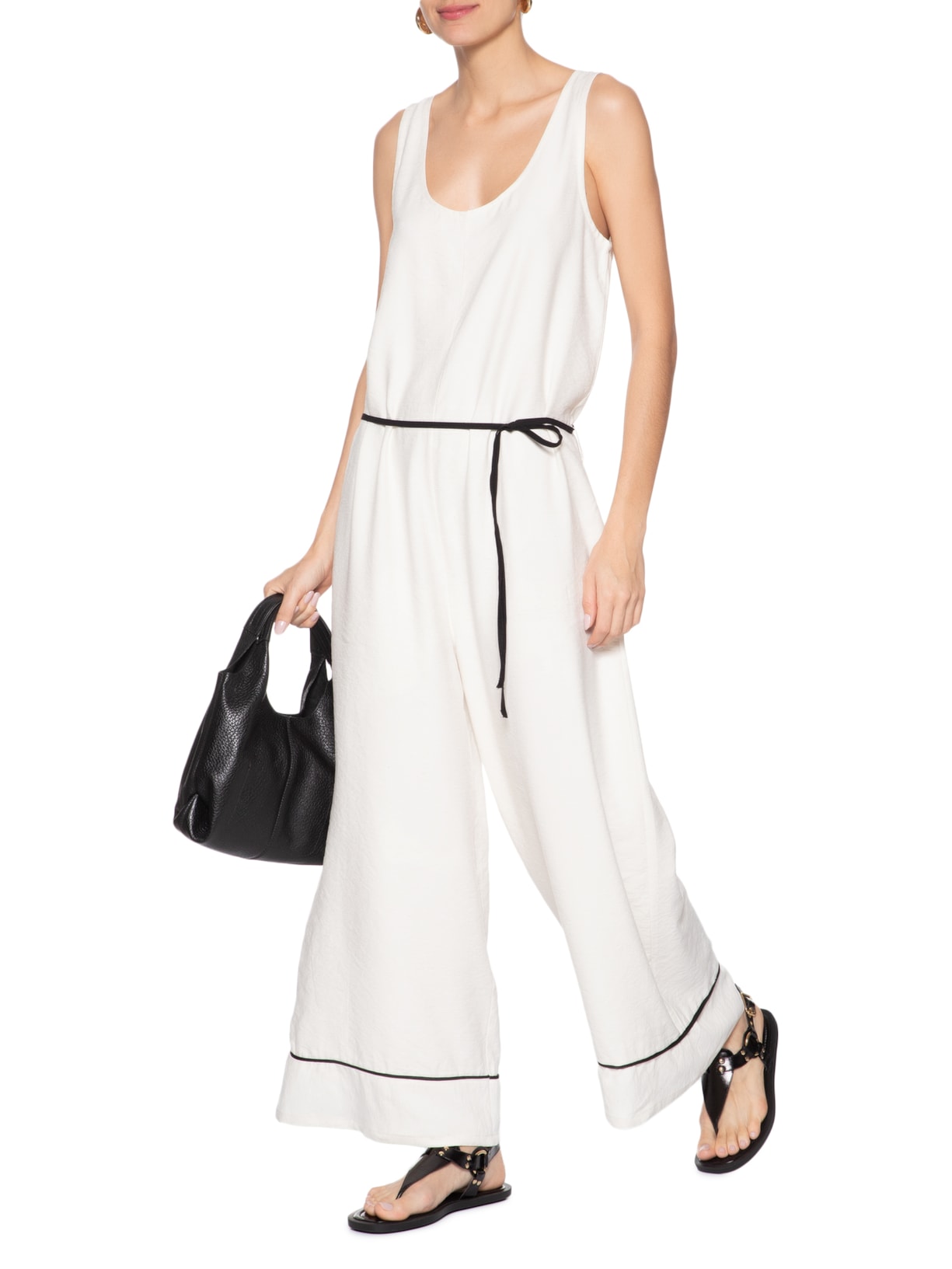 Macacão Feminino Básico Texturizado Off White Basiq