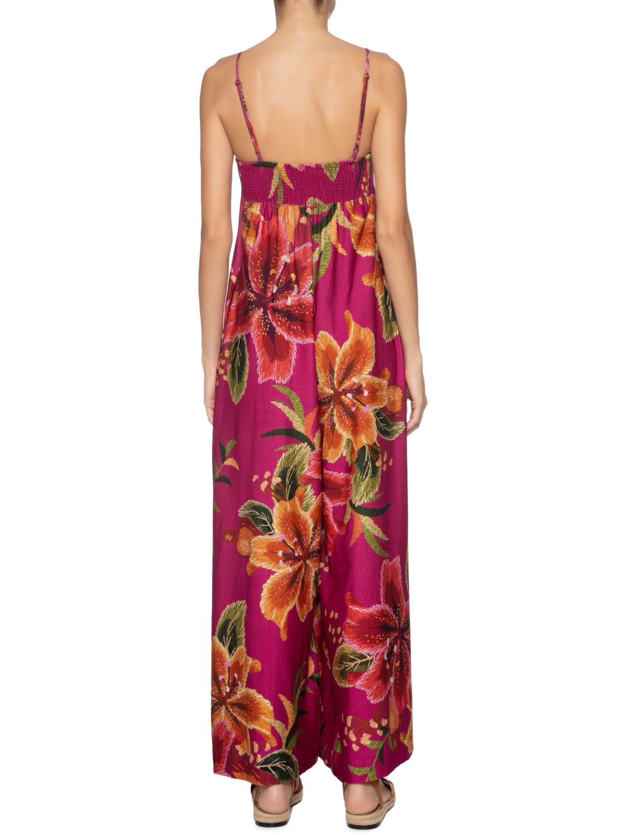 Macacão Feminino Bordando Flor Rosa Farm