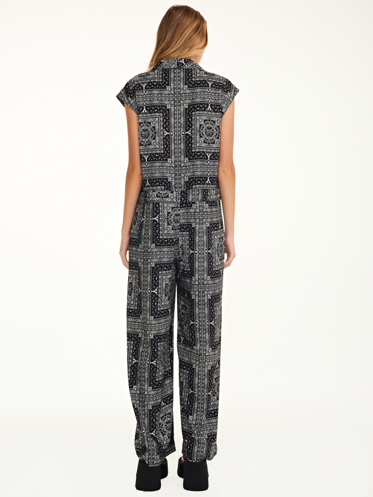 Macacão Feminino Cavoli Preto Triya + Nv