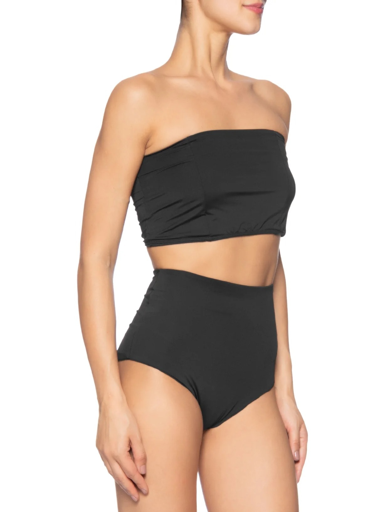 Macacão Feminino Decote Halter Em Renda Preto '2Essential