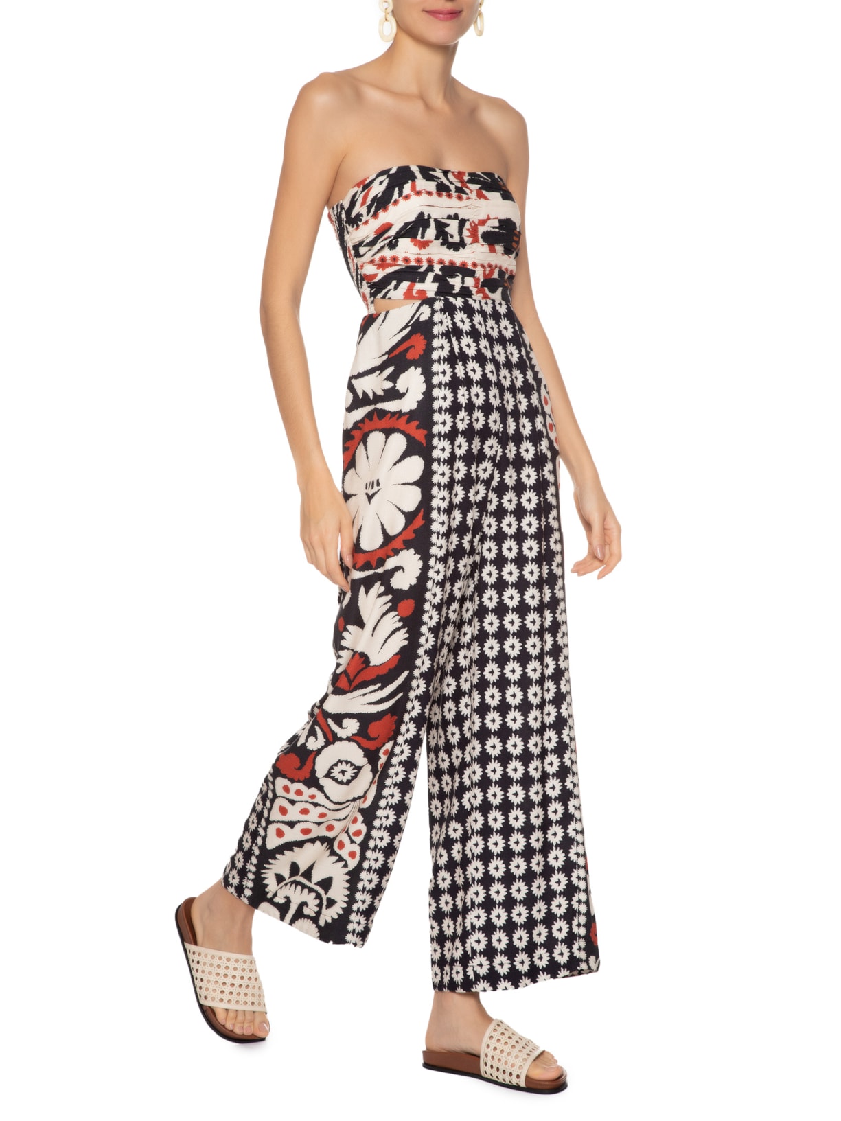 Macacão Feminino Tapete De Flor Off White Farm