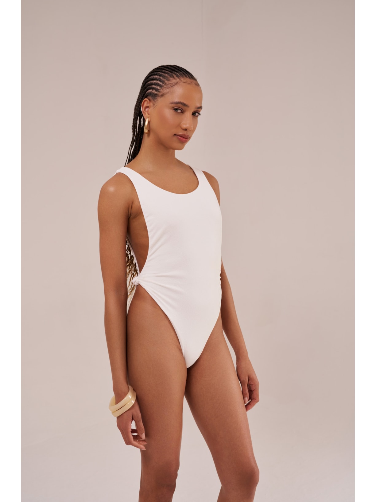 maiô com nó off white Suntime