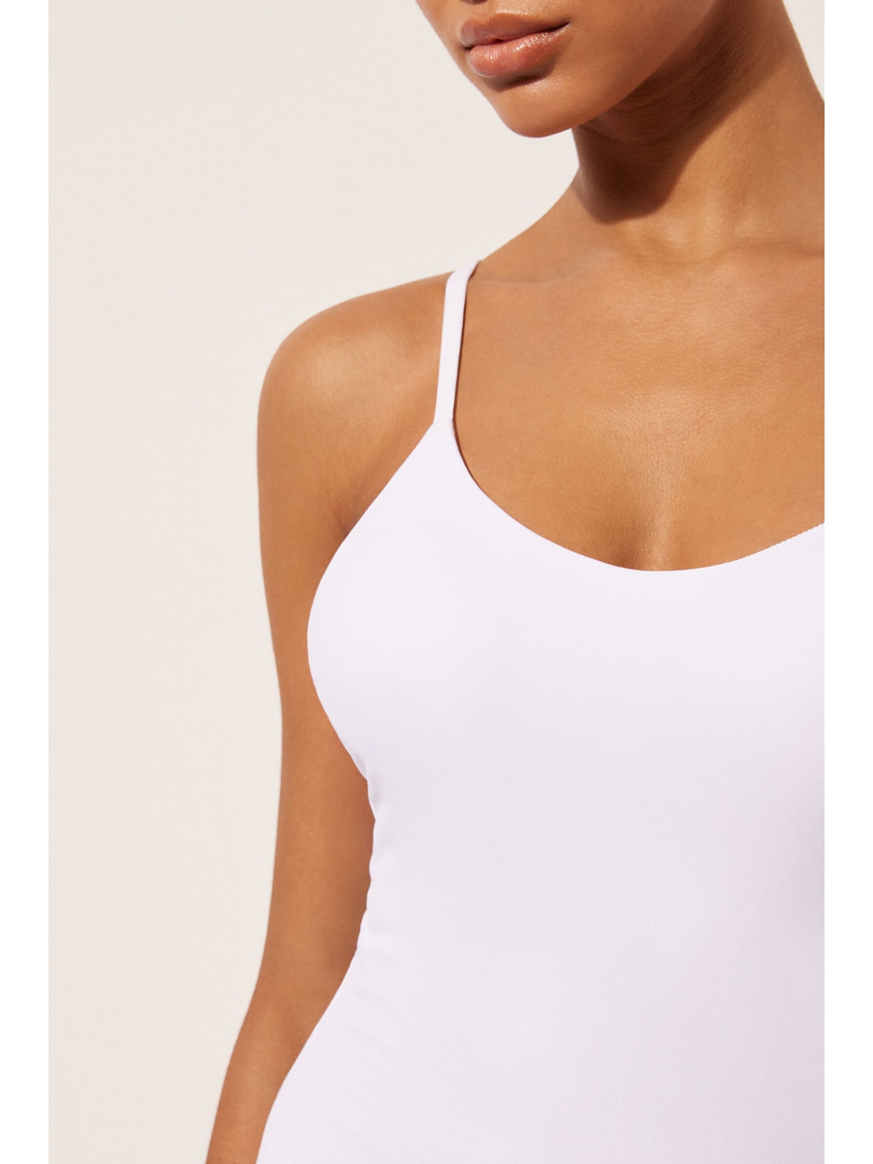 Maiô Modelador Indonésia Branco Calzedonia