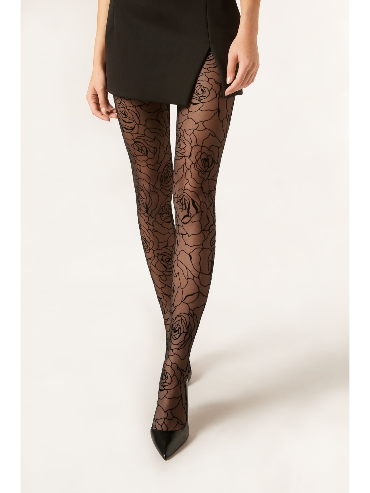 Meia-Calça Com Rosas Em Relevo Preto Calzedonia