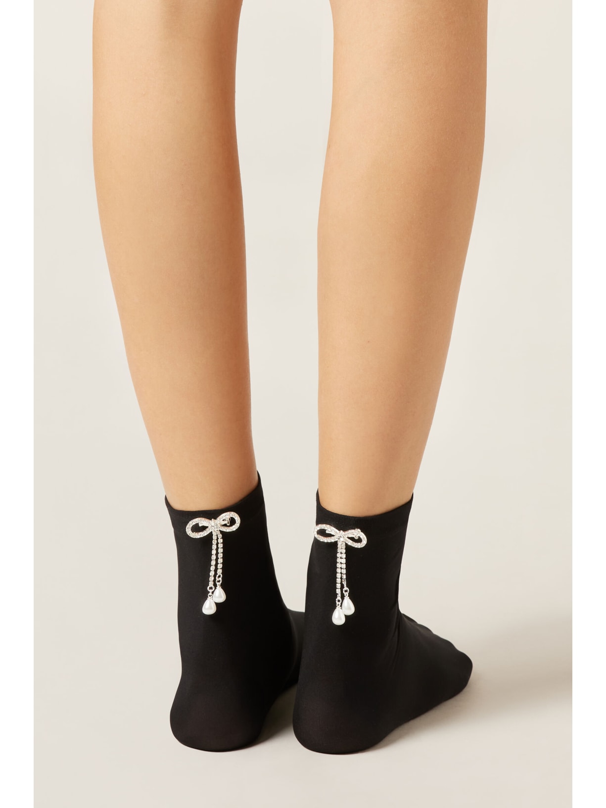 Meia Curta Com Aplicação De Strass Preto Calzedonia