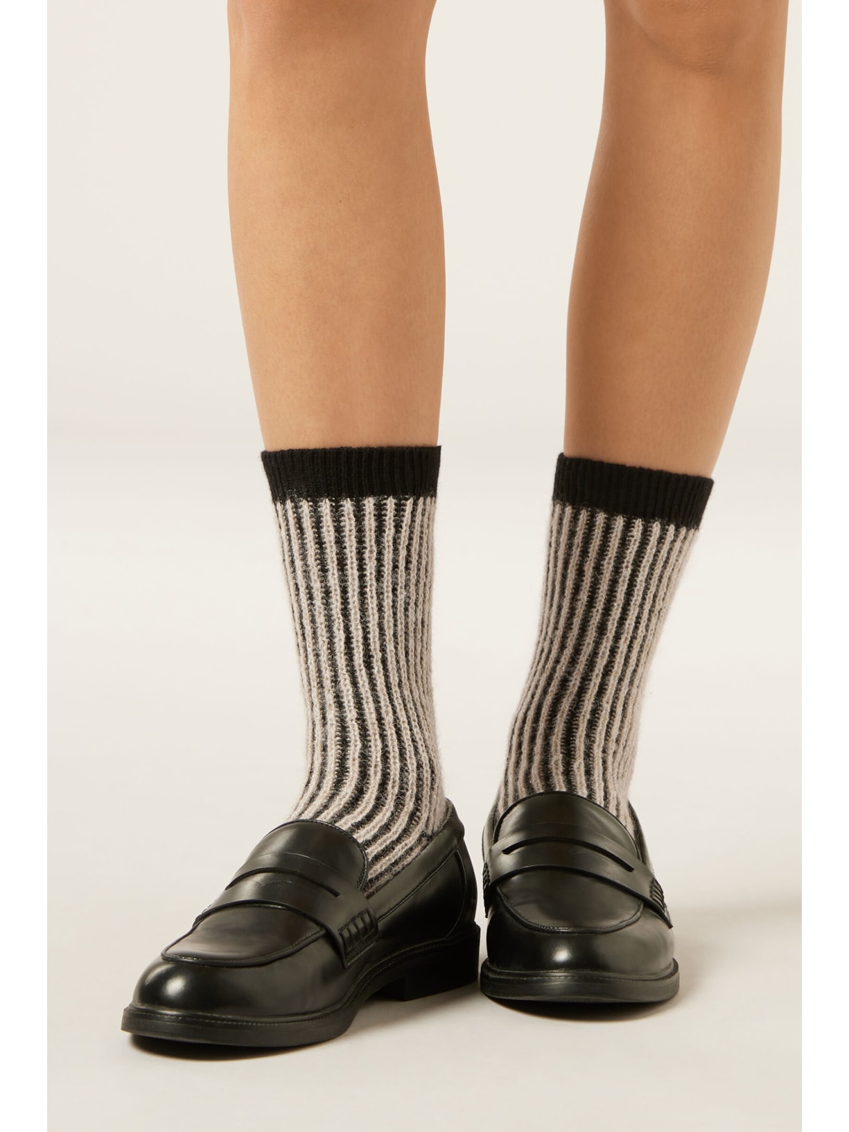 Meia Curta Com Cashmere e Glitter Preto Calzedonia