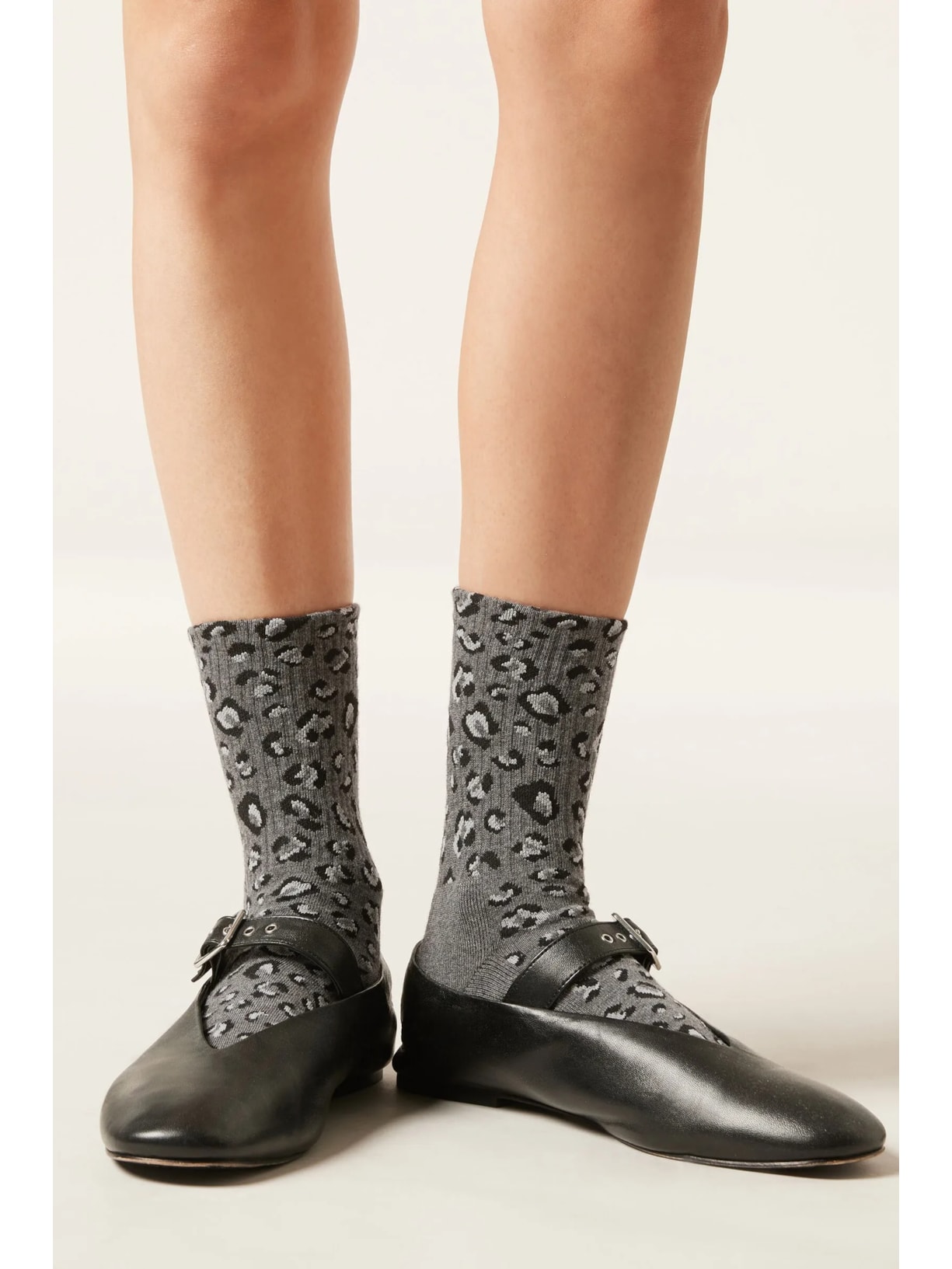 Meia Curta Com Estampa Animal Print Em Algodão Cinza Calzedonia