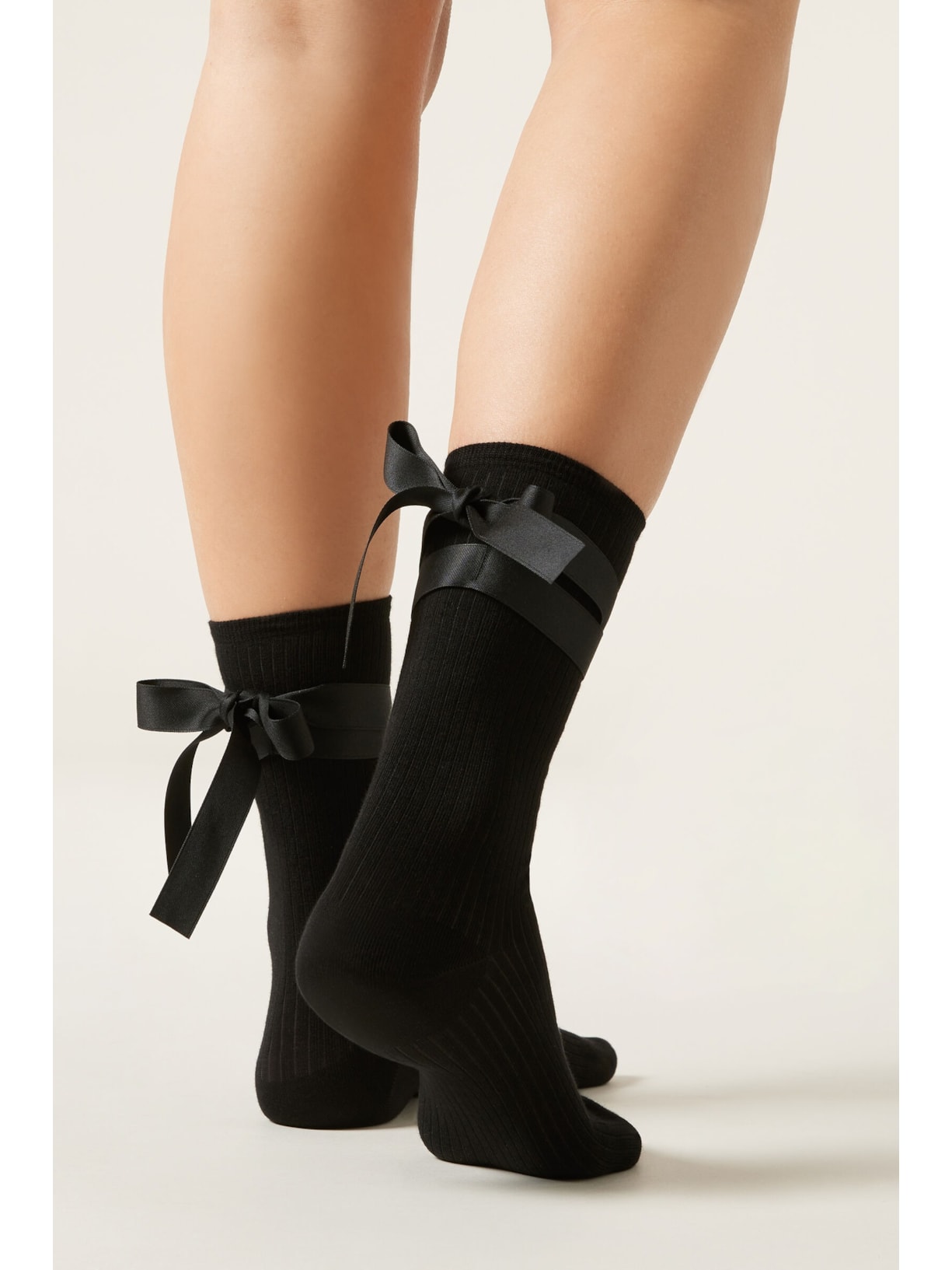 Meia Curta Com Fita Mood Laço Preto Calzedonia