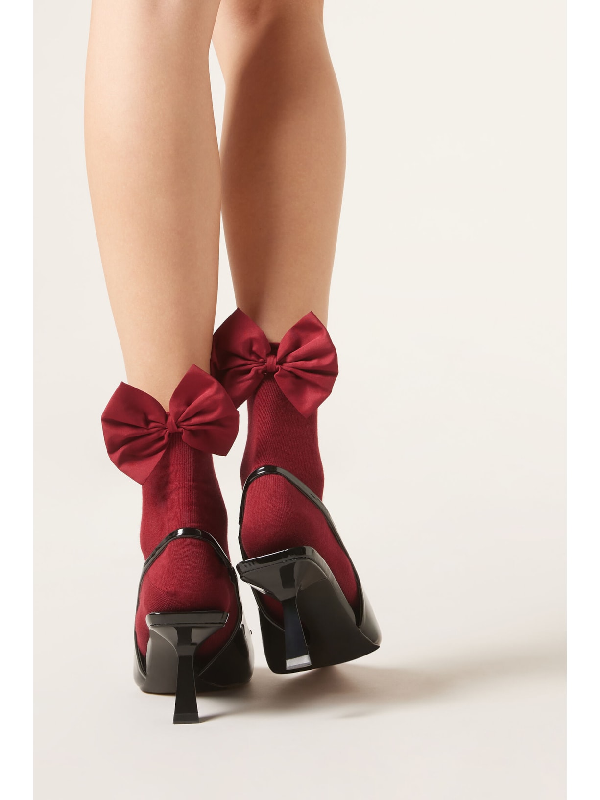 Meia Curta Com Laço Vermelho Calzedonia