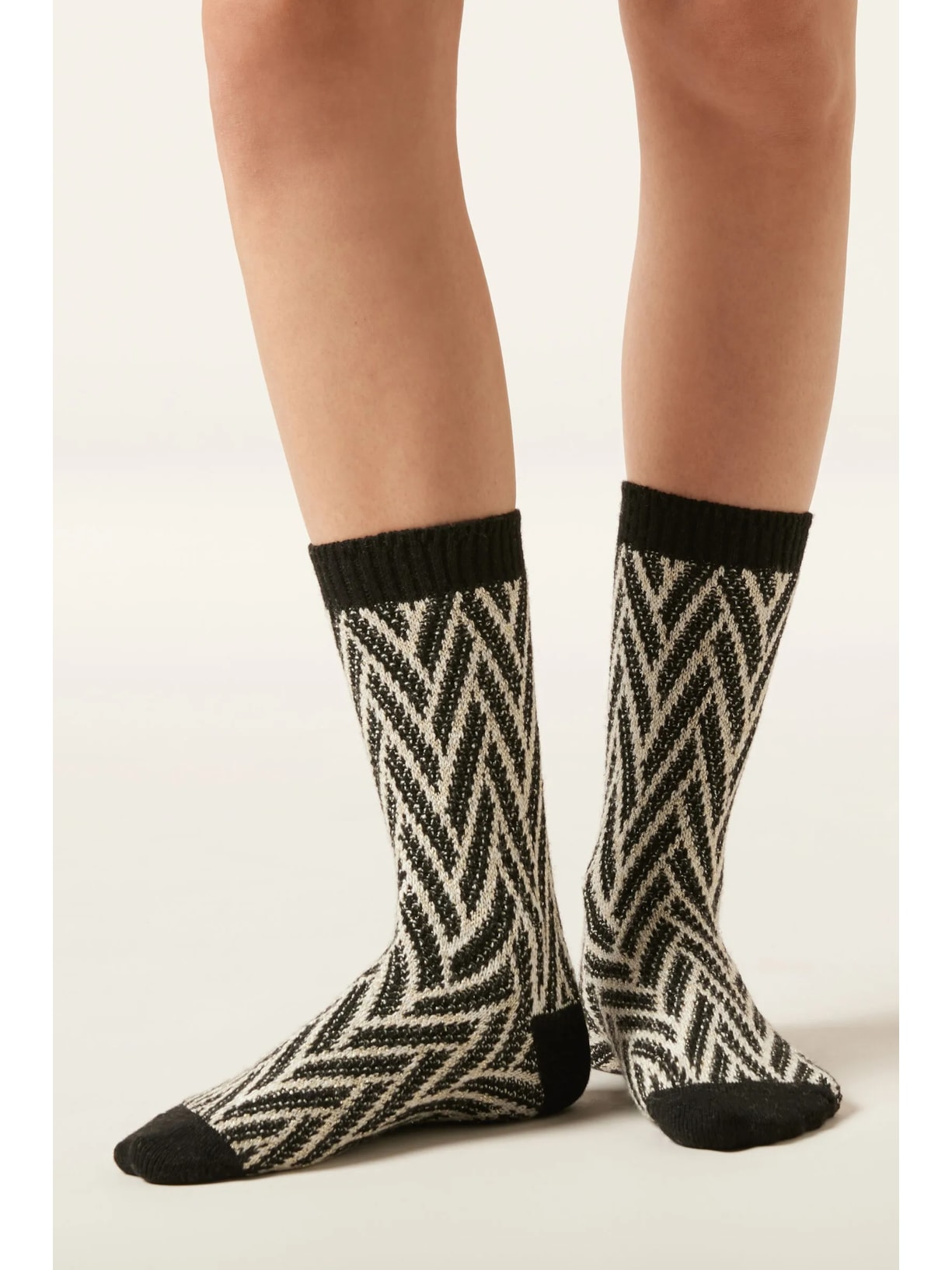 Meia Curta Com Padrão Geométrico e Glitter Preto Calzedonia