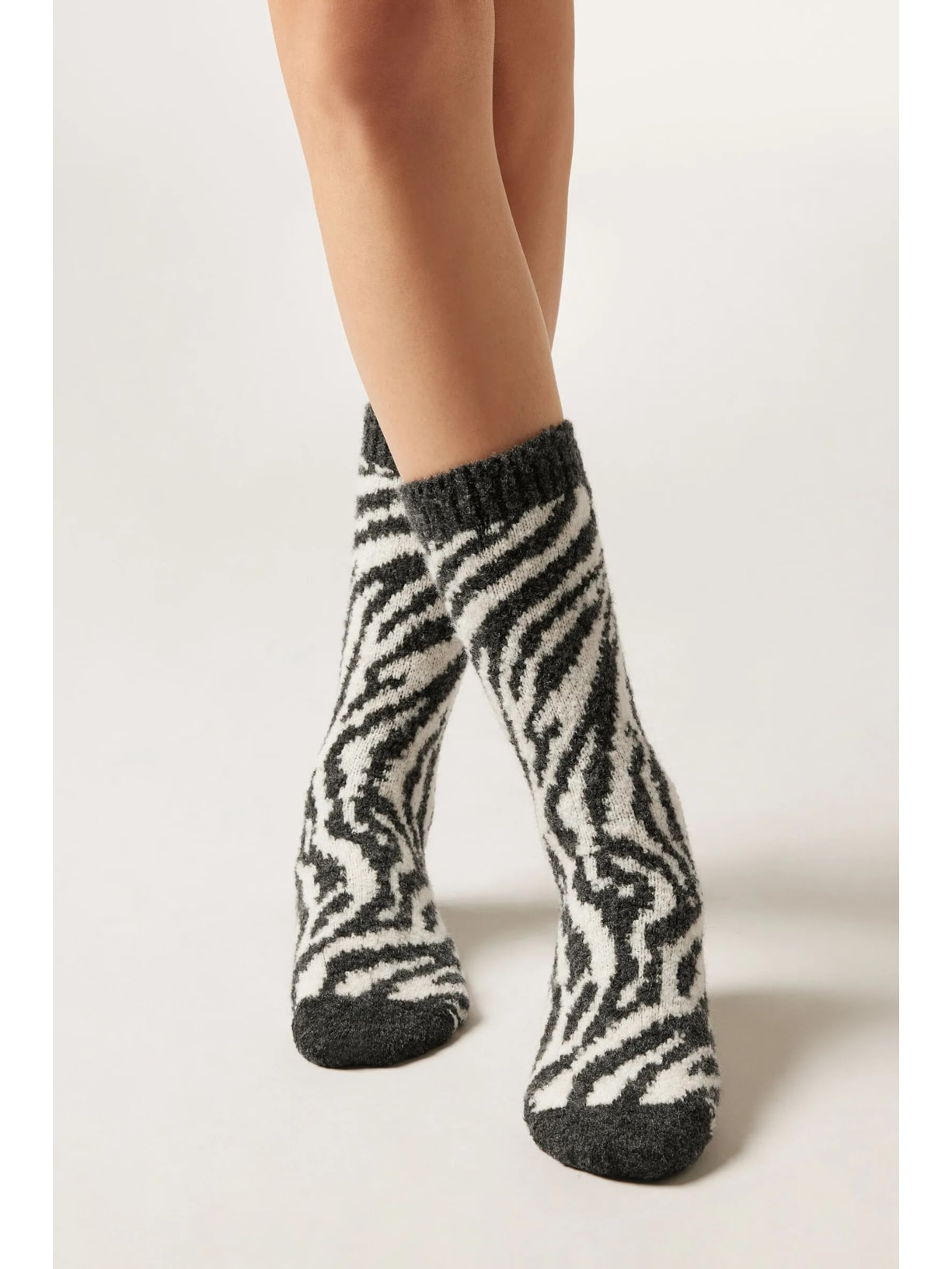 Meia Curta Efeito Soft Animal Print Preto Calzedonia