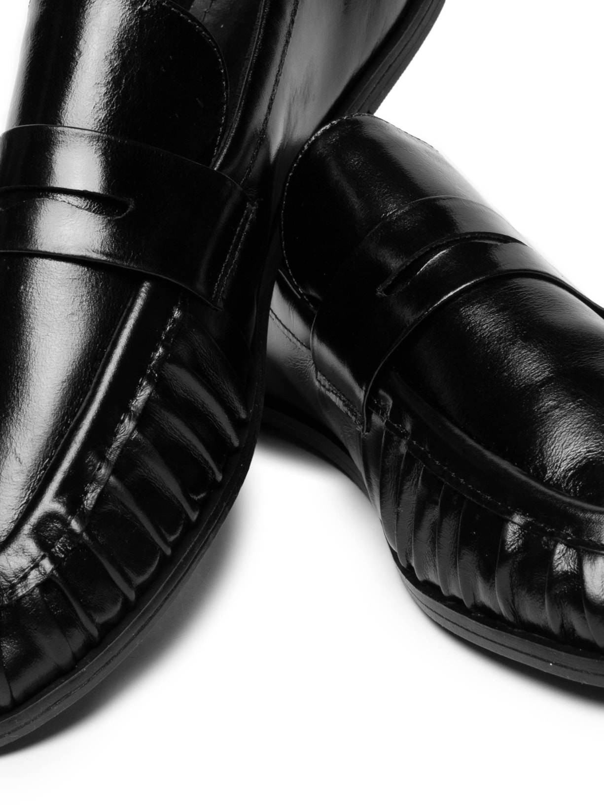 Mocassim Feminino Em Camurça Preto Basiq