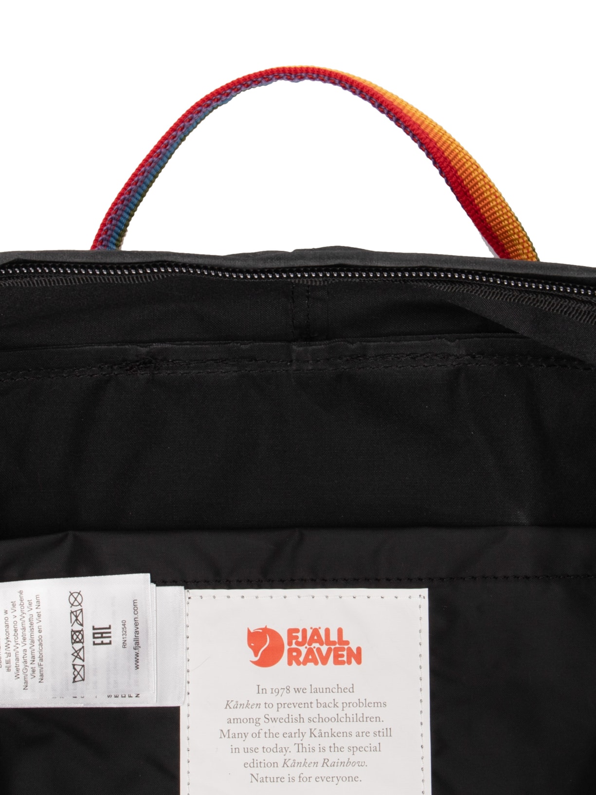 Mochila Feminina Kånken Rainbow Preto Fjällräven