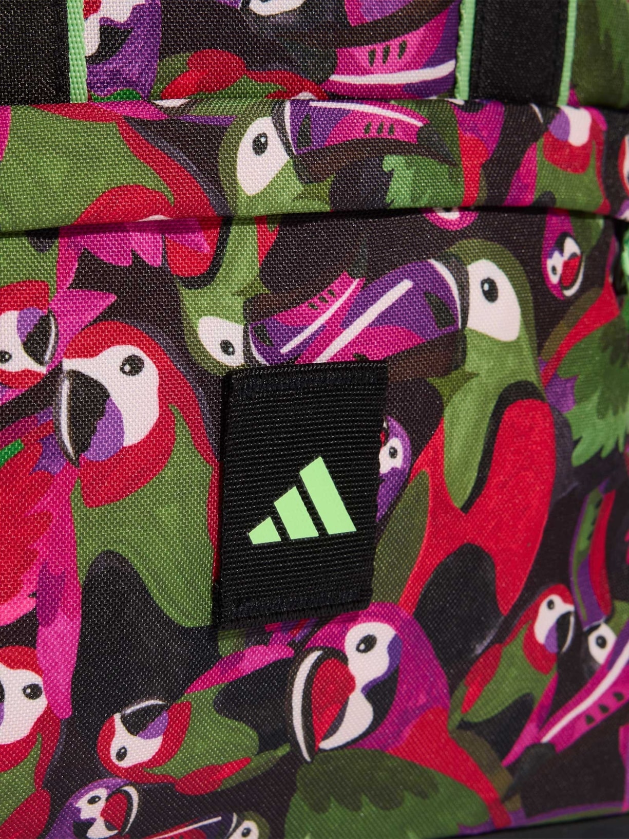 Mochila Feminina Rosa Adidas + Farm