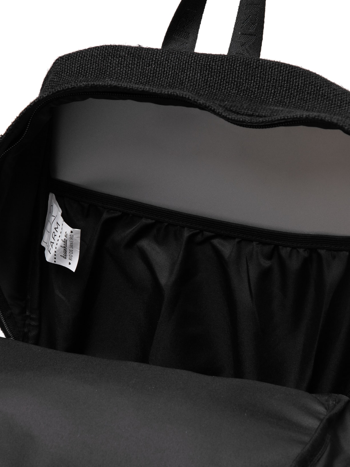 Mochila Feminina Xodó Fruta Bordada Artesanal Preto Farm Etc