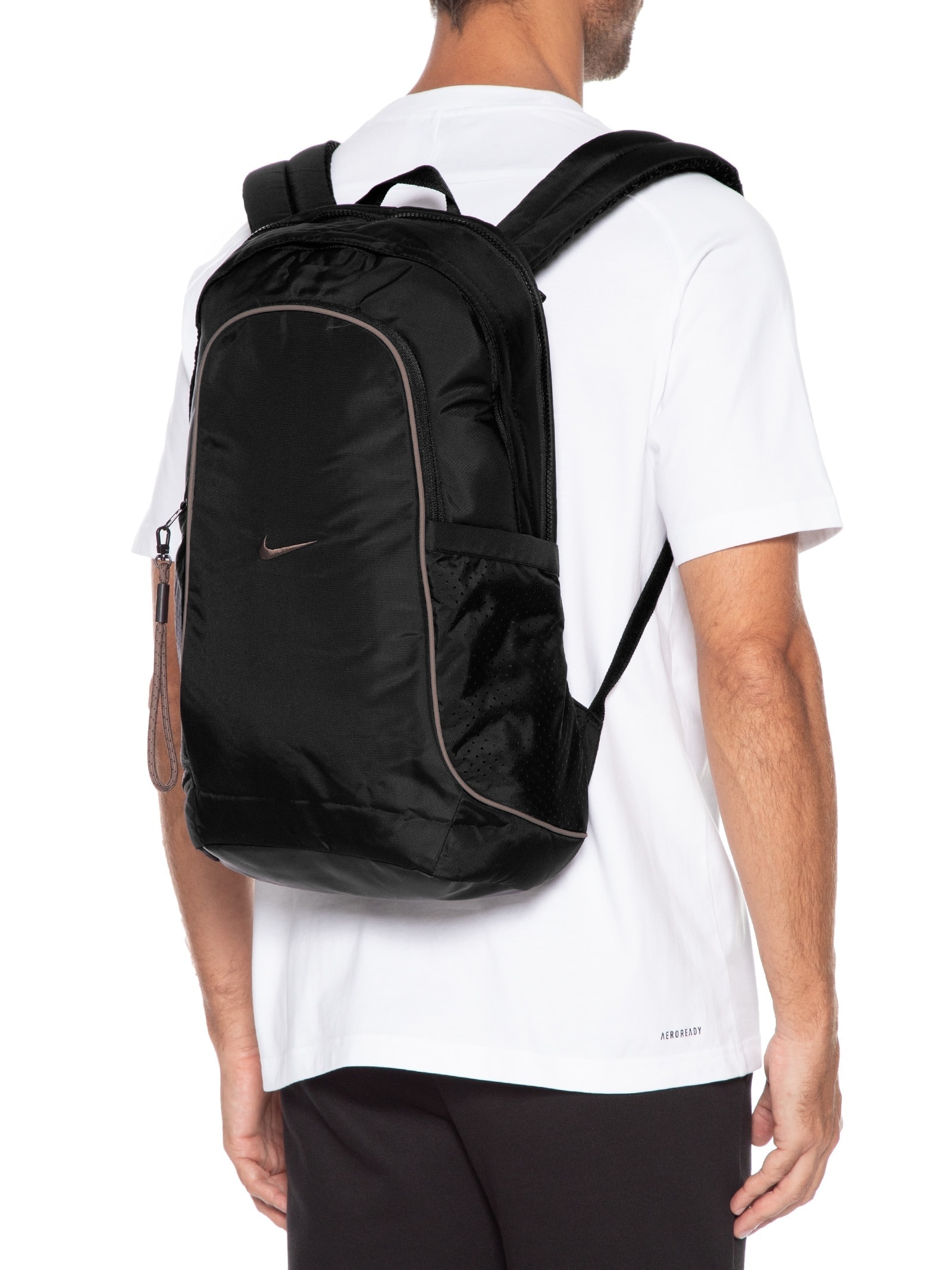 Nike - Mochila Masculina Sportswear Essentials - Preto