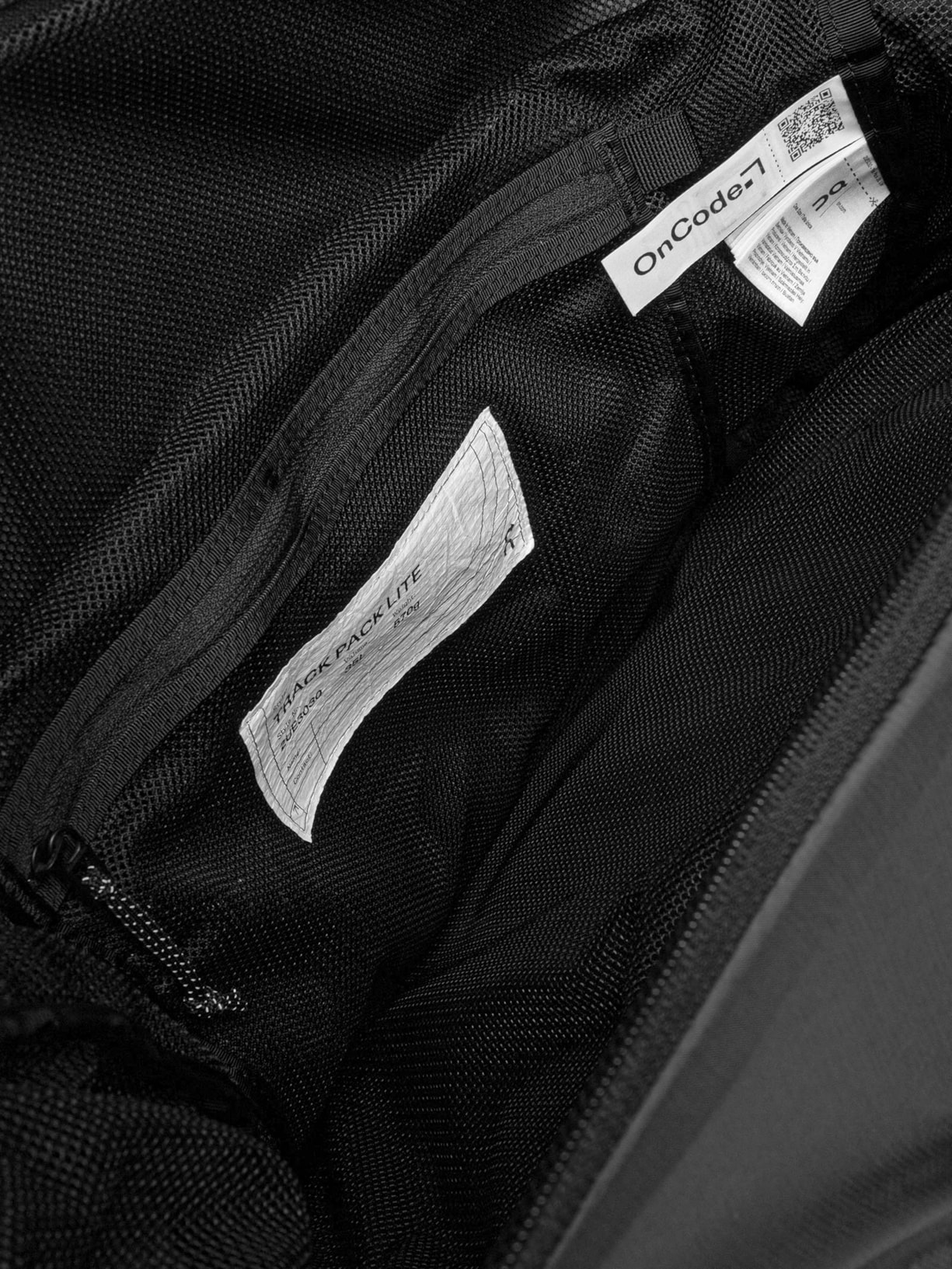 Mochila Unissex Track Pack 35L Lite Preto On Running