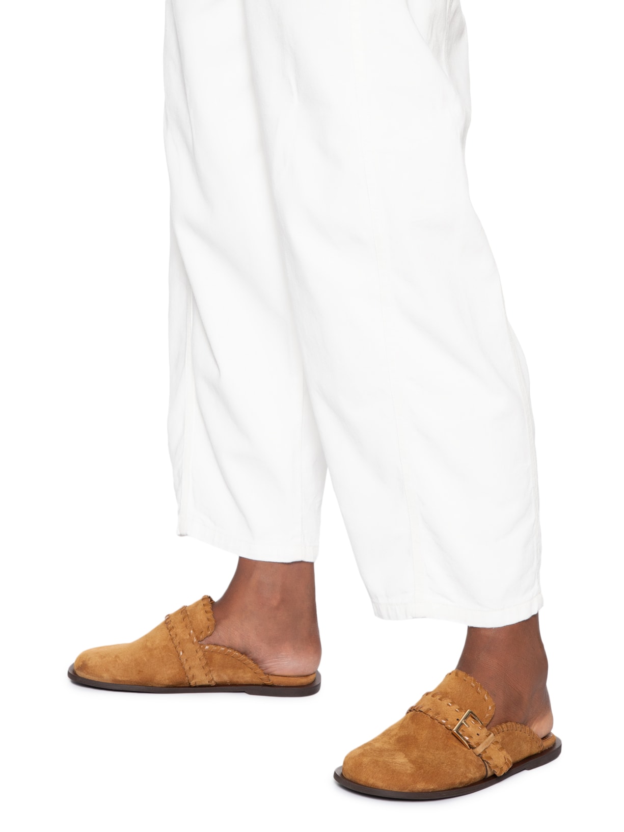 Mule Feminino Clog Em Couro Camurça Marrom Basiq