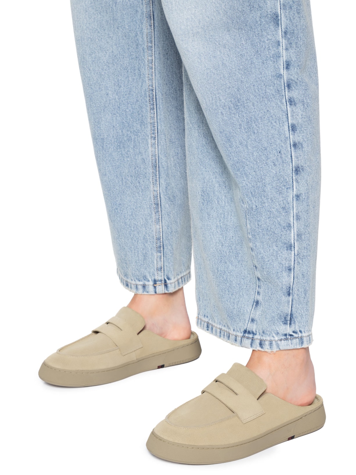 Mule Feminino Soho Slip On Camurça Bege Osklen