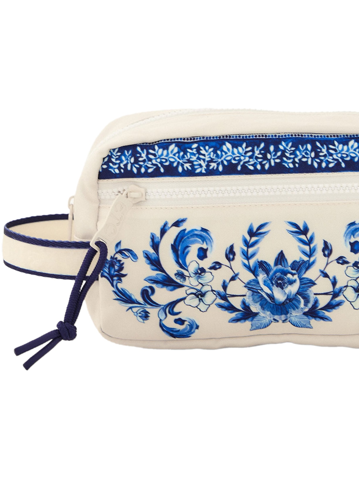 Necessaire Feminina Amo Porcelan Branco Farm Etc