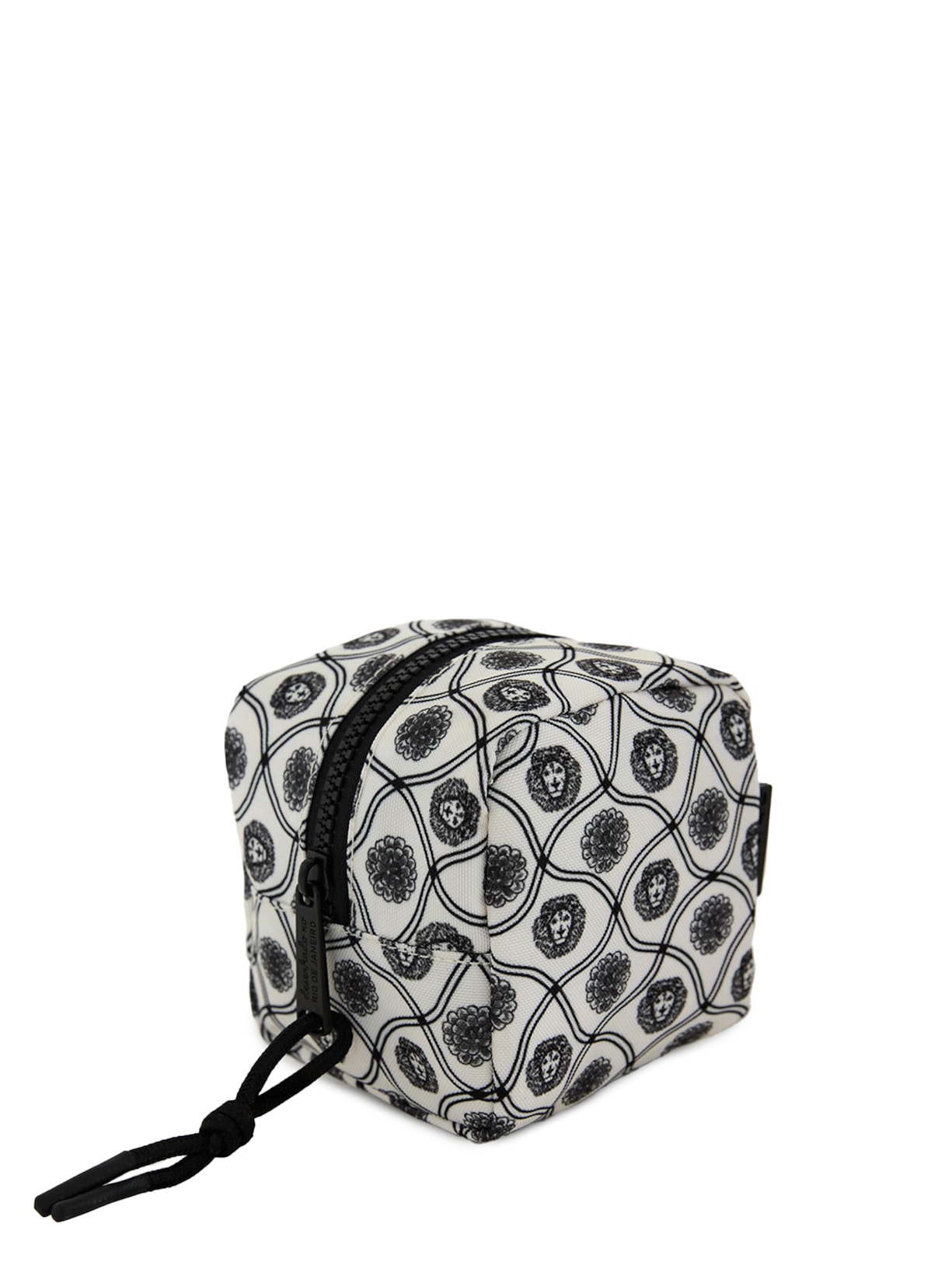 Necessaire Feminina Cacúla Padrão Leão Branco Farm Etc + Matte Leão