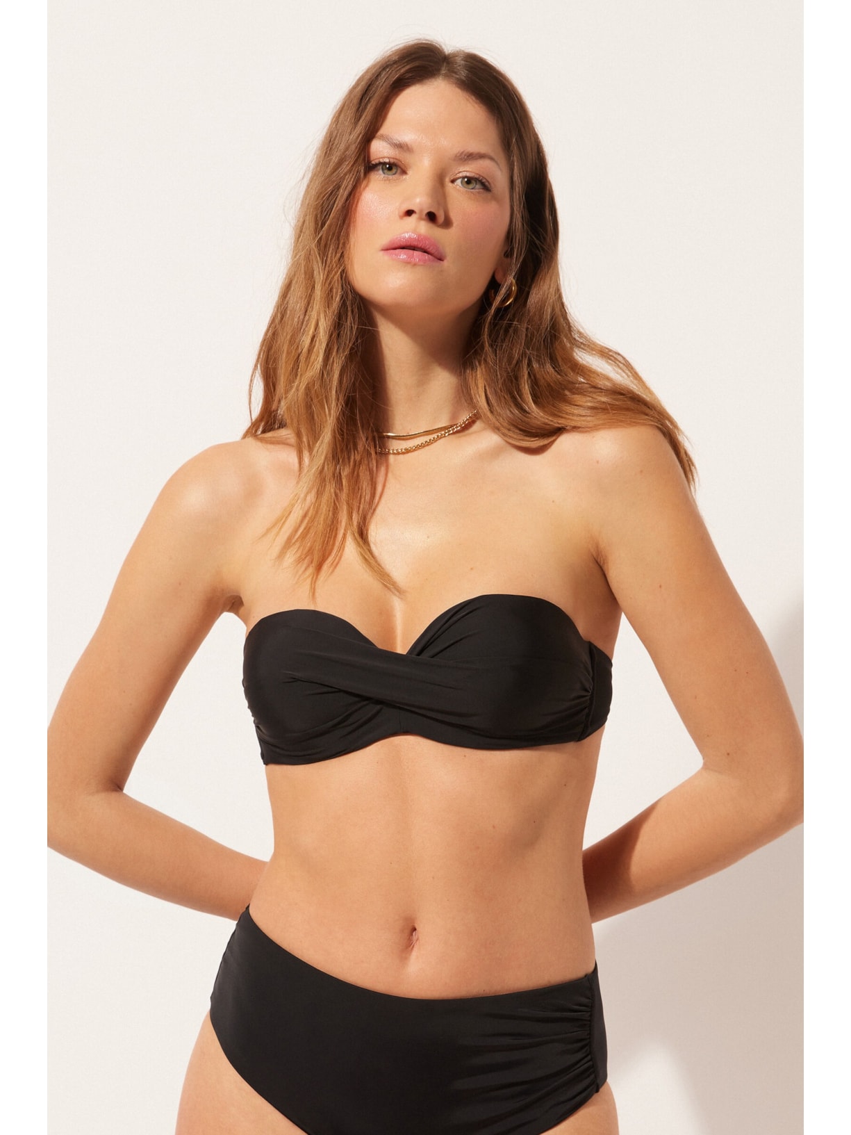 Parte De Biquíni Tomara Que Caia Cruzado Indonésia Preto Calzedonia