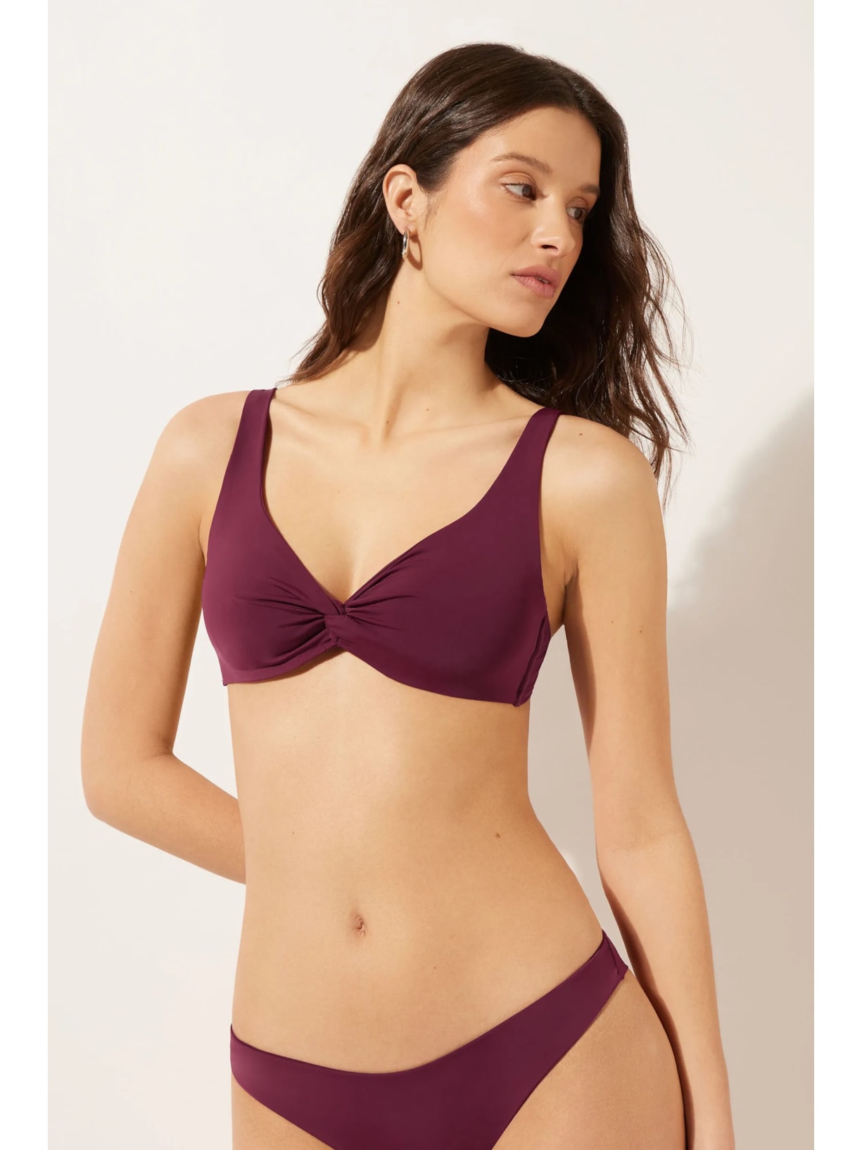 Parte De Cima De Biquíni Balconette Indonésia Bordô Calzedonia