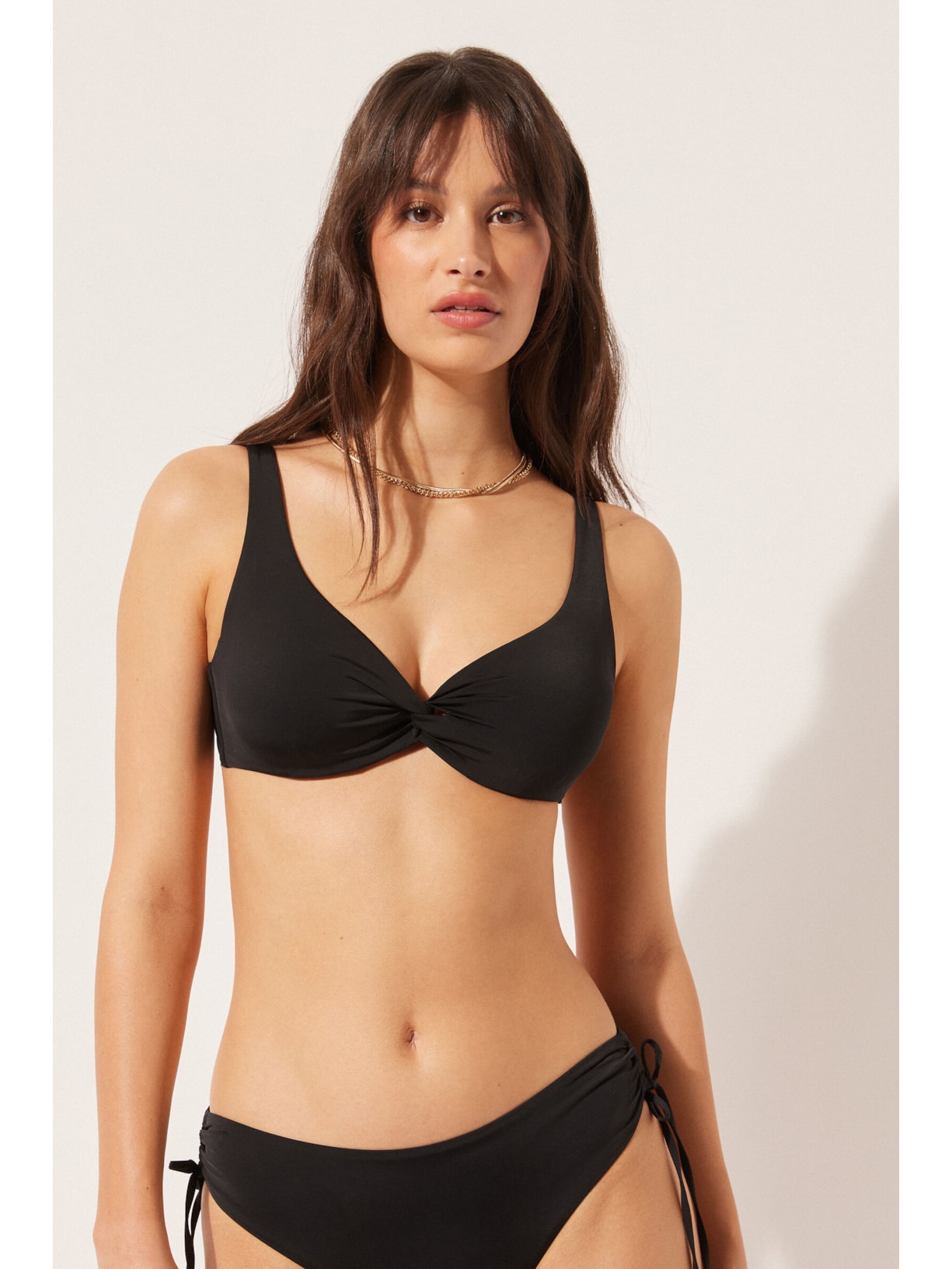 Parte De Cima De Biquíni Balconette Indonésia Preto Calzedonia