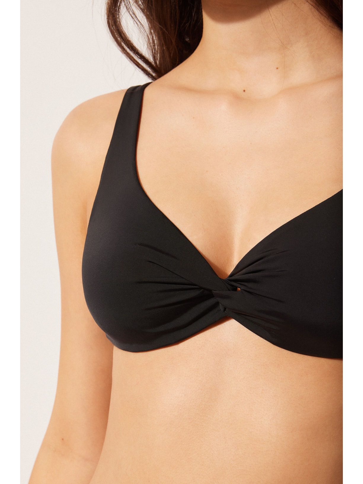 Parte De Cima De Biquíni Balconette Indonésia Preto Calzedonia