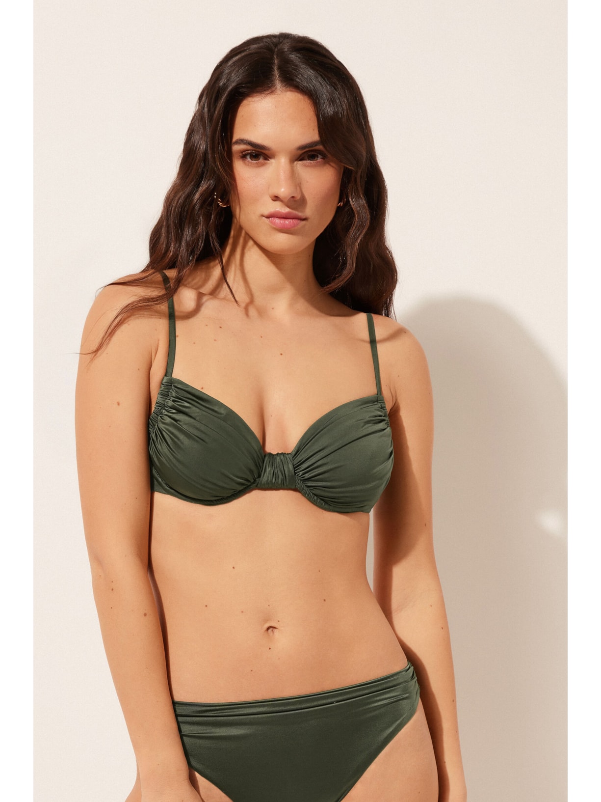 Parte De Cima De Biquíni Balconette Shiny Satin Verde Calzedonia