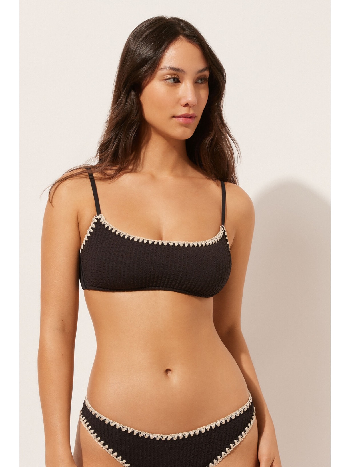 Parte De Cima De Biquíni Estilo Top Bicolor Preto Calzedonia