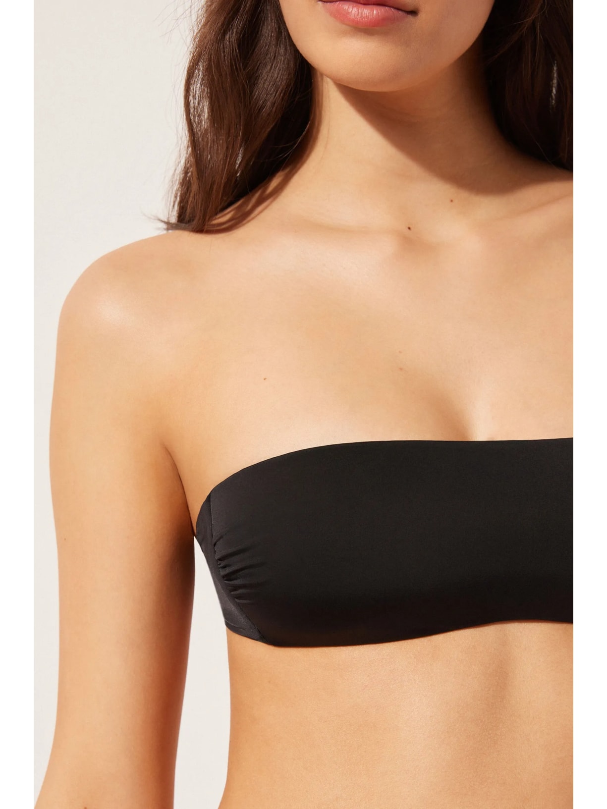 Parte De Cima De Biquíni Faixa Tomara Que Caia Indonésia Preto Calzedonia