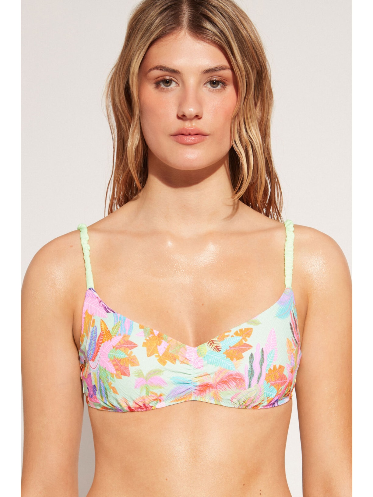 Parte De Cima De Biquíni Tahiti Colorido Calzedonia