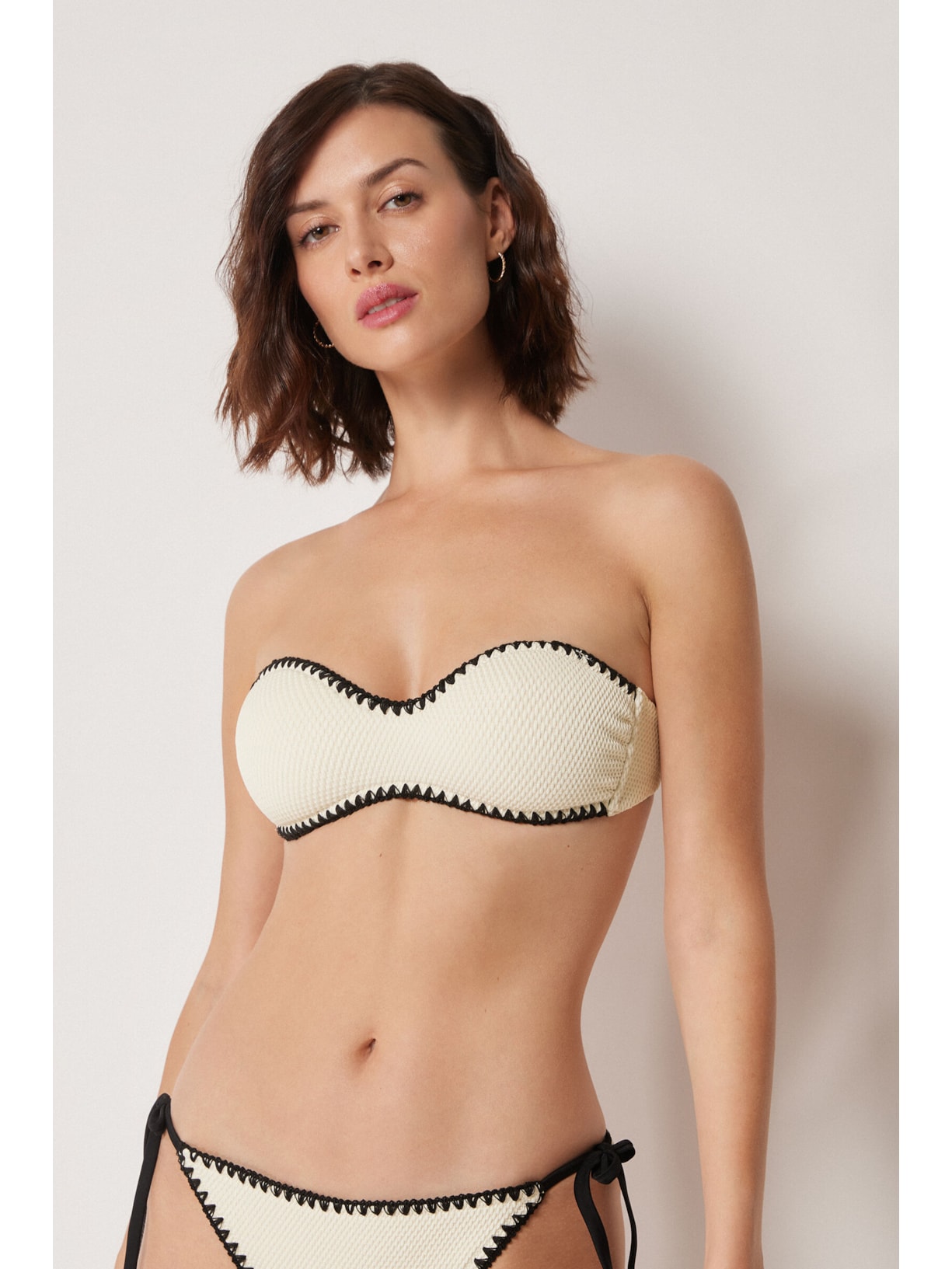Parte De Cima De Biquíni Tomara Que Caia Bicolor Embroidery Off-White Calzedonia