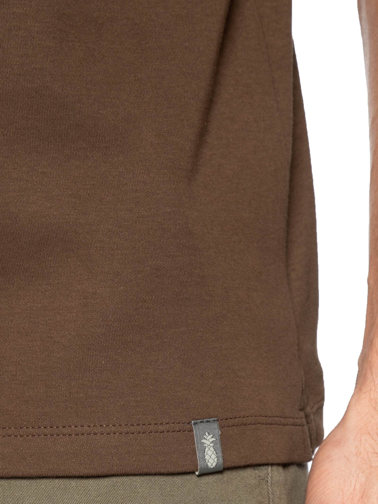 Polo Masculina Básica Em Algodão Egípcio Suedine Marrom Pineapple