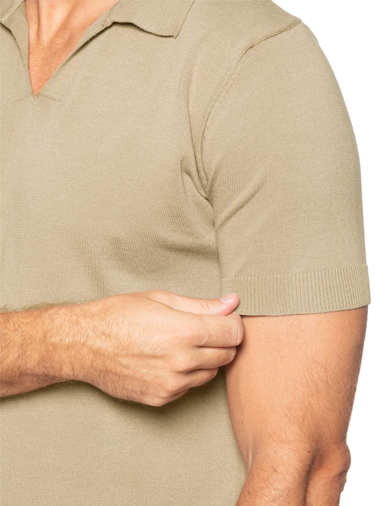 Polo Masculina De Tricot Gola V Bege Basiq Men