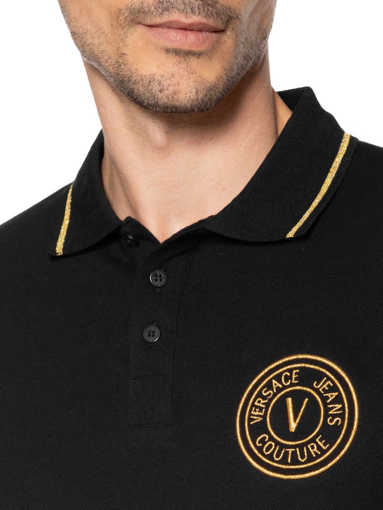 Polo Masculina Embroidered V-Emblem Shirt Preto Versace Jeans Couture