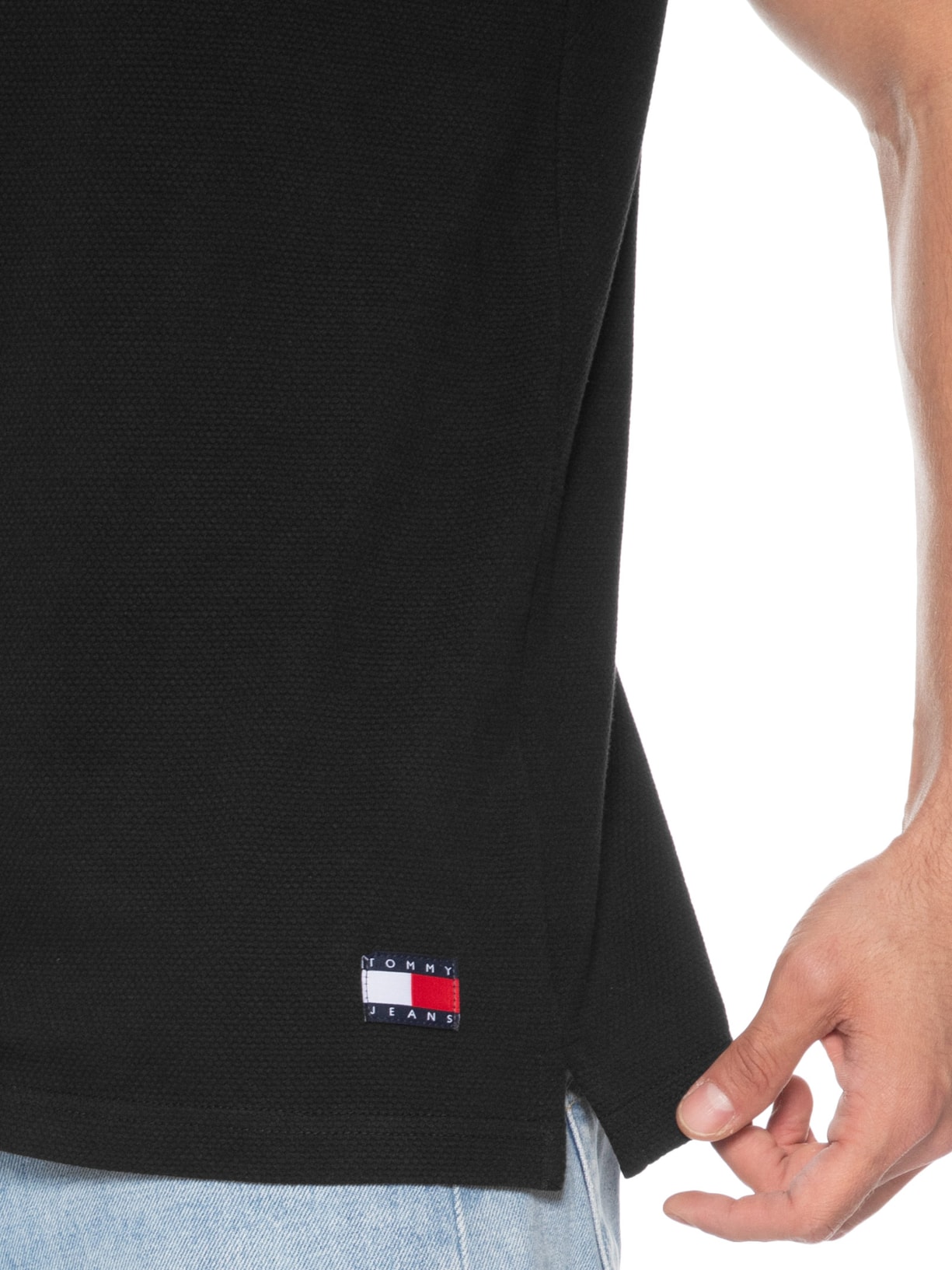 Polo Masculina Regular Fit em Waffle Preto Tommy Jeans