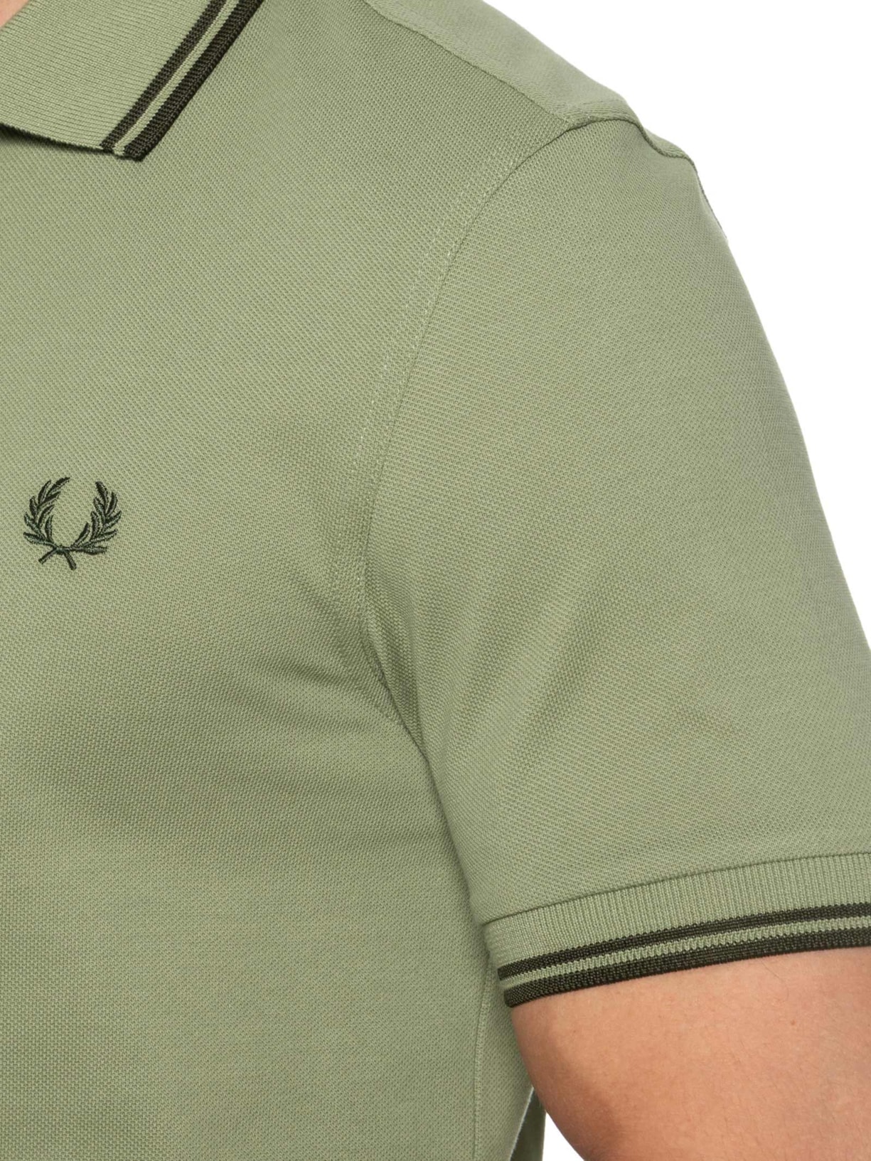 Polo Masculina Twin Tipped Regular Fit Em Piquet De Algodão Verde Fred Perry