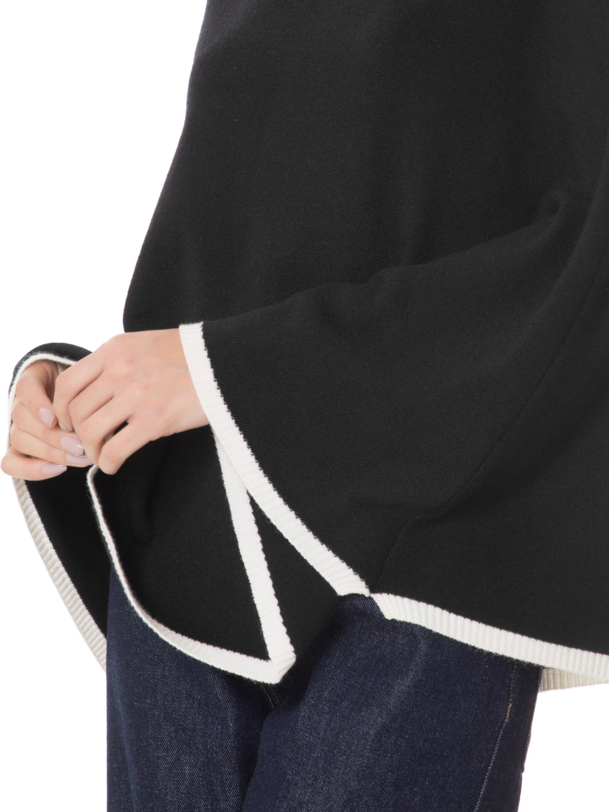 Poncho Feminino Bicolor Preto Iorane
