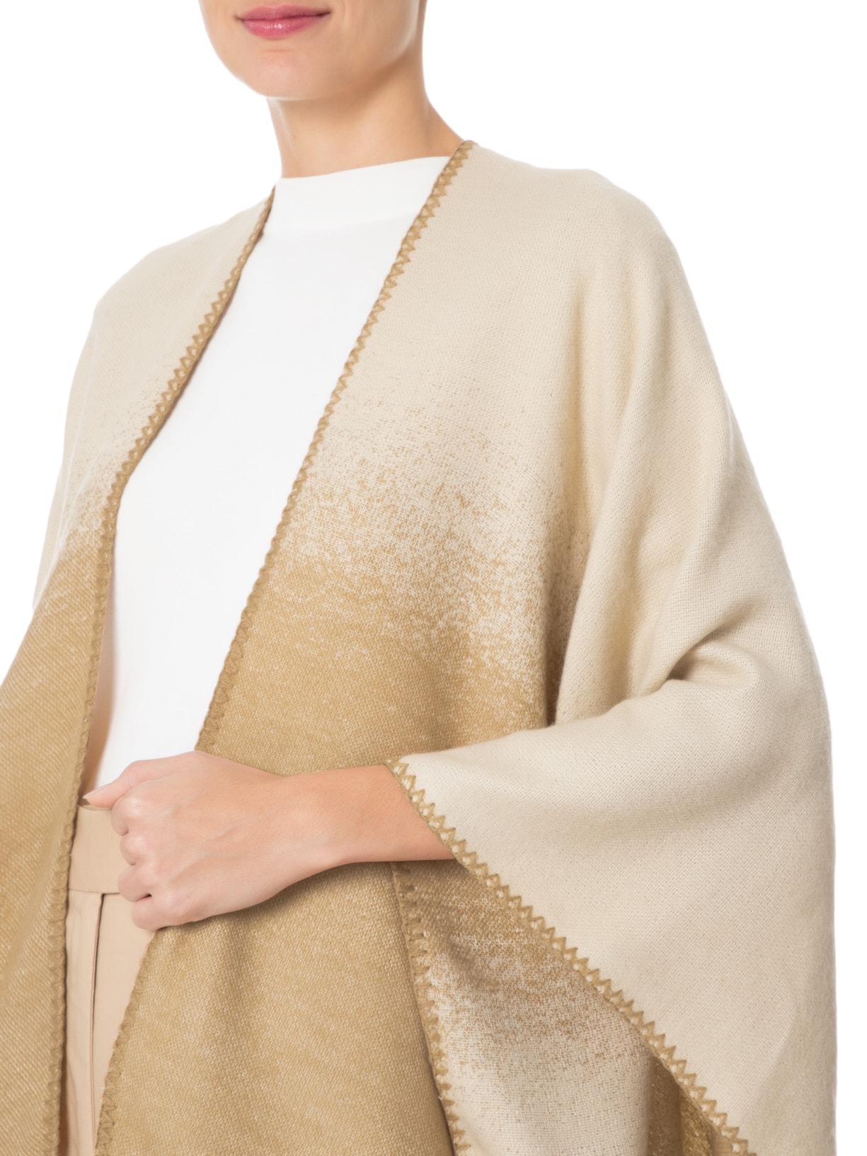 Poncho Feminino Madeleine Bege Le Lis