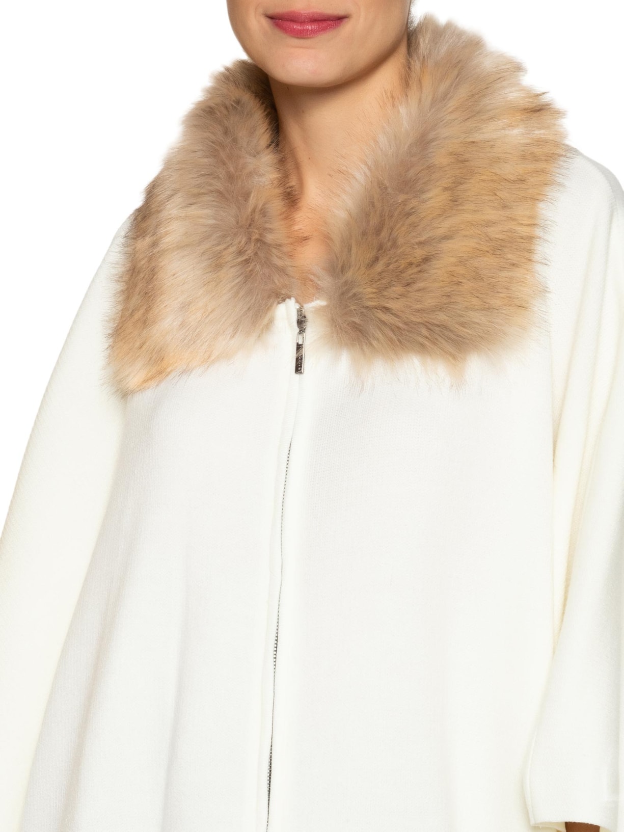 Poncho Feminino Silvana Off White Le Lis