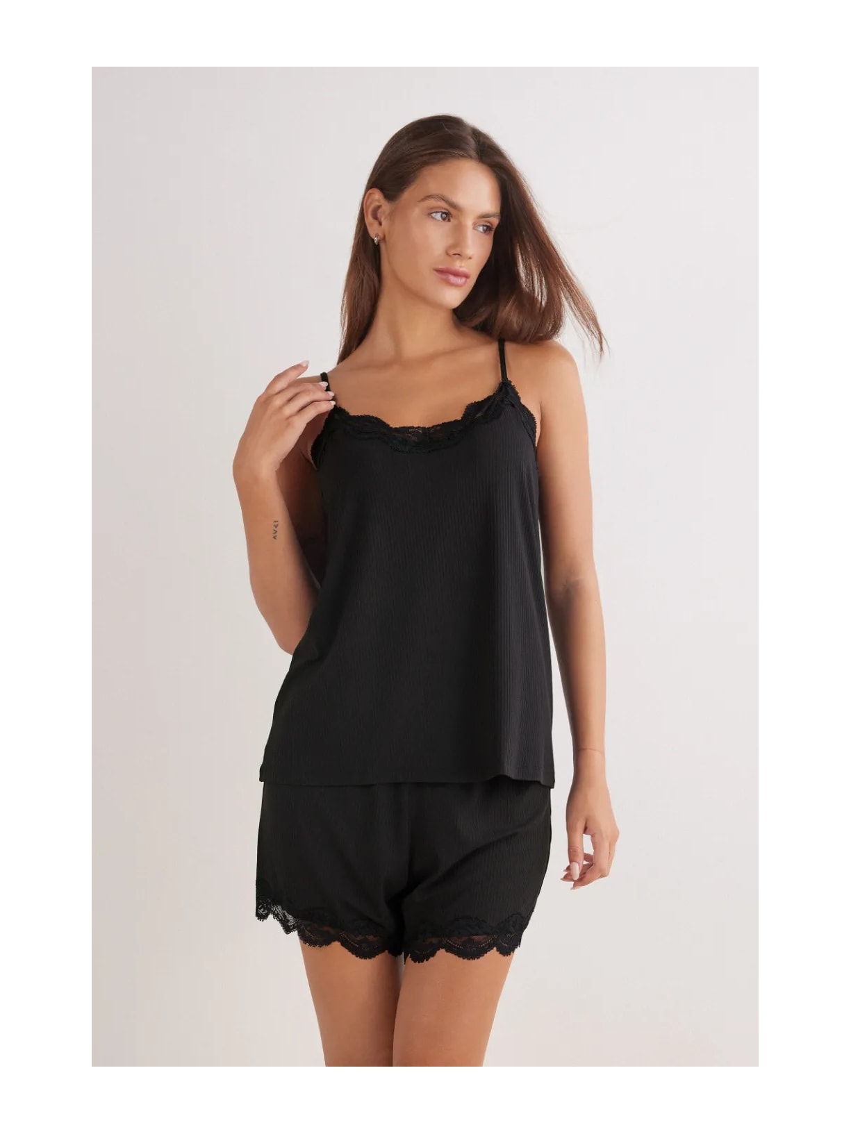 Regata Canelada Em Viscose e Rendayour Everyday Wear Preto Intimissimi