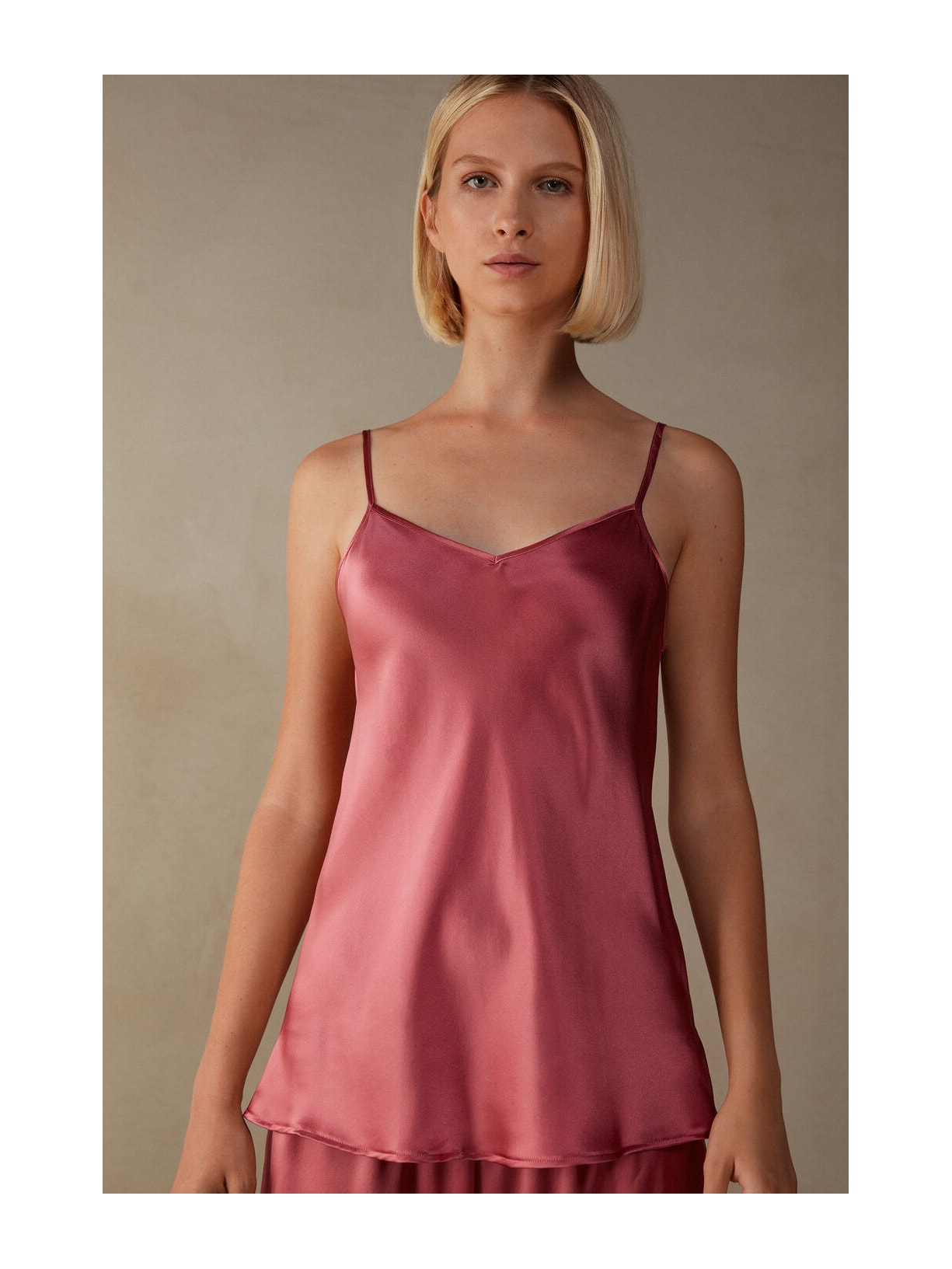 Regata De Seda Com Decote Em V Rosa Intimissimi