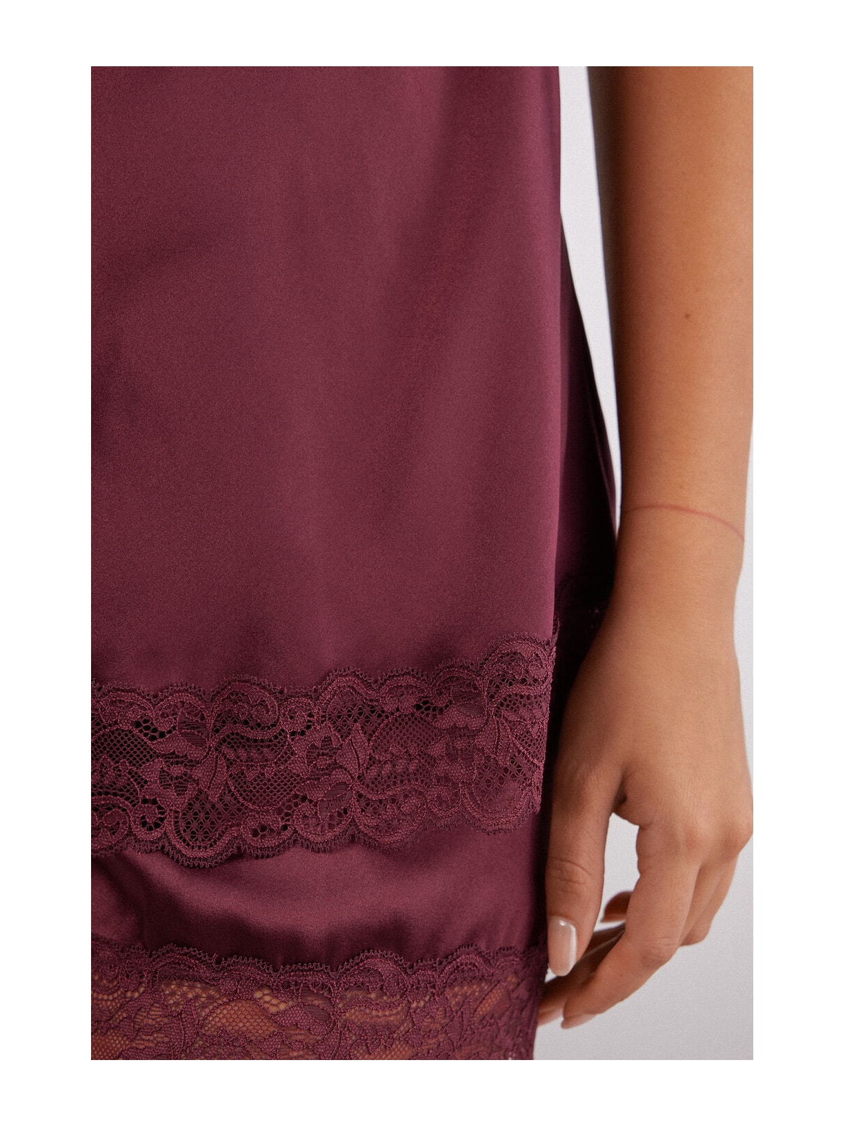 Regata Em Seda e Renda Vermelho Intimissimi